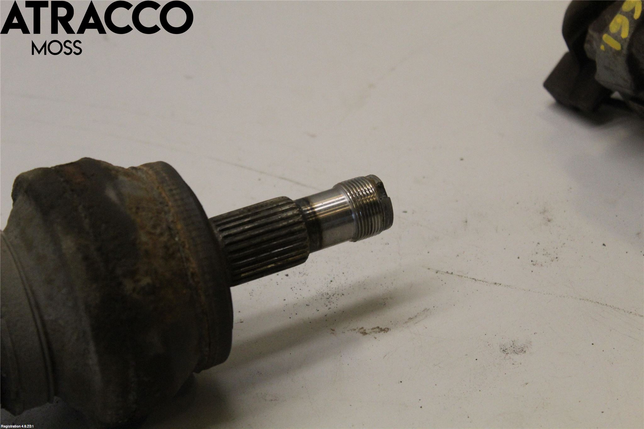 Mercedes-Benz MB E-KLASS (W212) 09-16 Drivaksel Bak Kompl Høyre