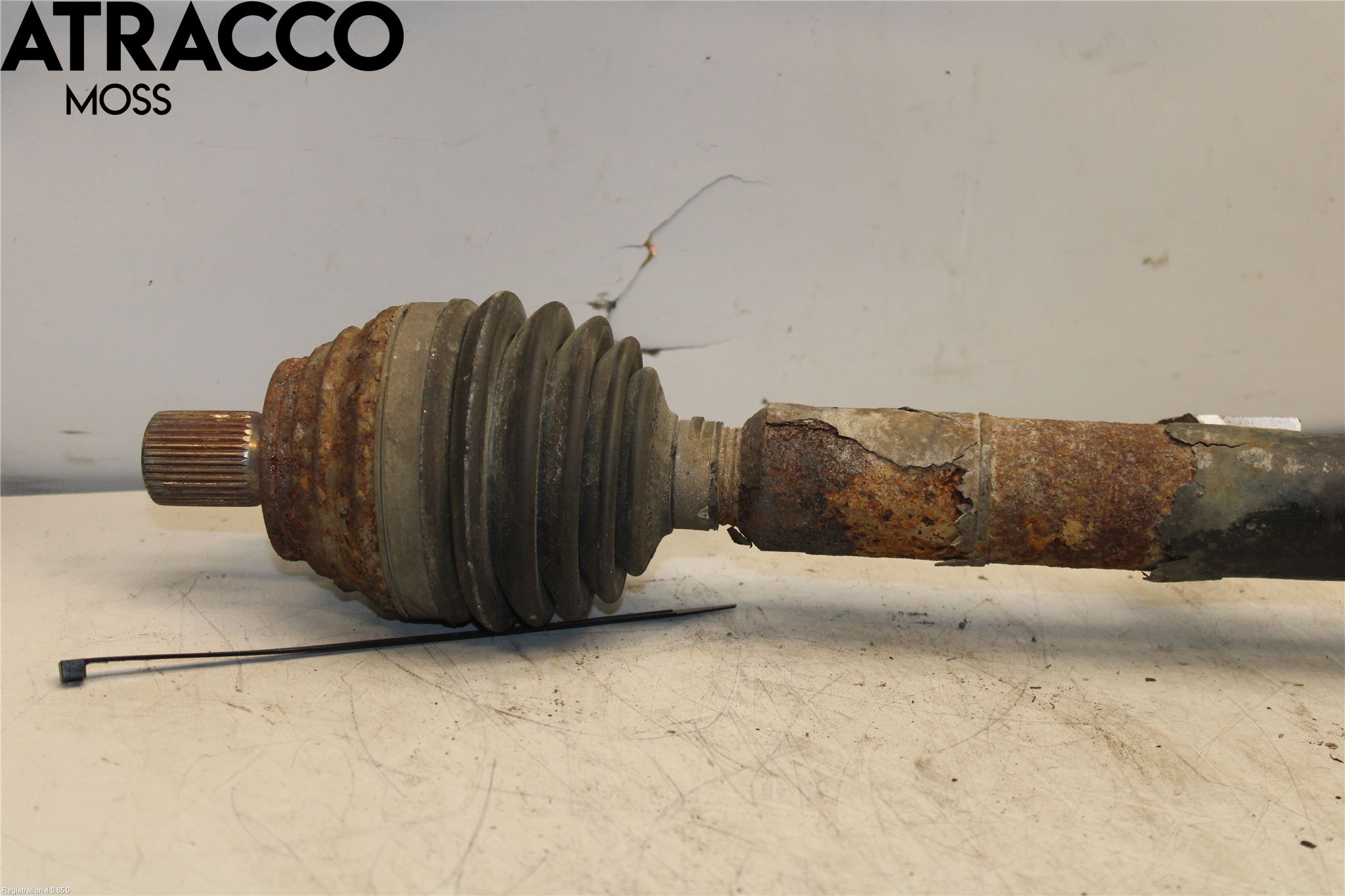 Volkswagen VW GOLF PLUS/CROSS GOLF 04-14 Drivaksel Foran Kompl Høyre