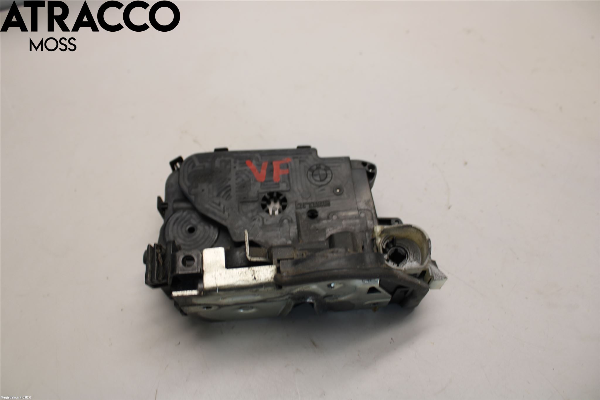 BMW 3 F30/F31/F80 12-19 Dørlås - Låsekasse
