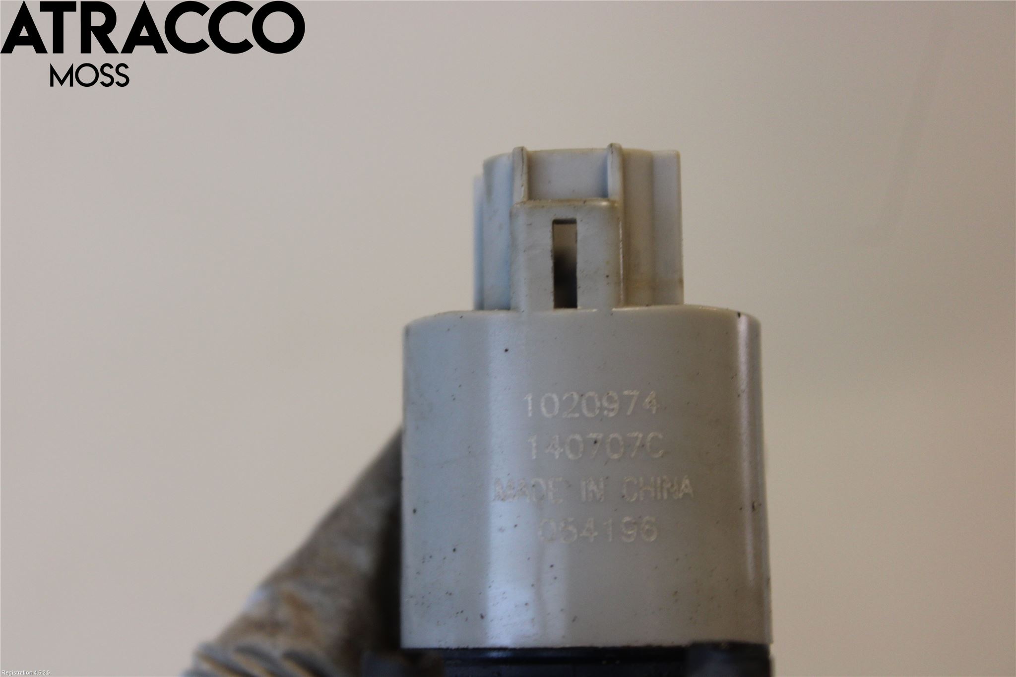 Toyota AURIS 13-19 Spylerpumpe Frontrute