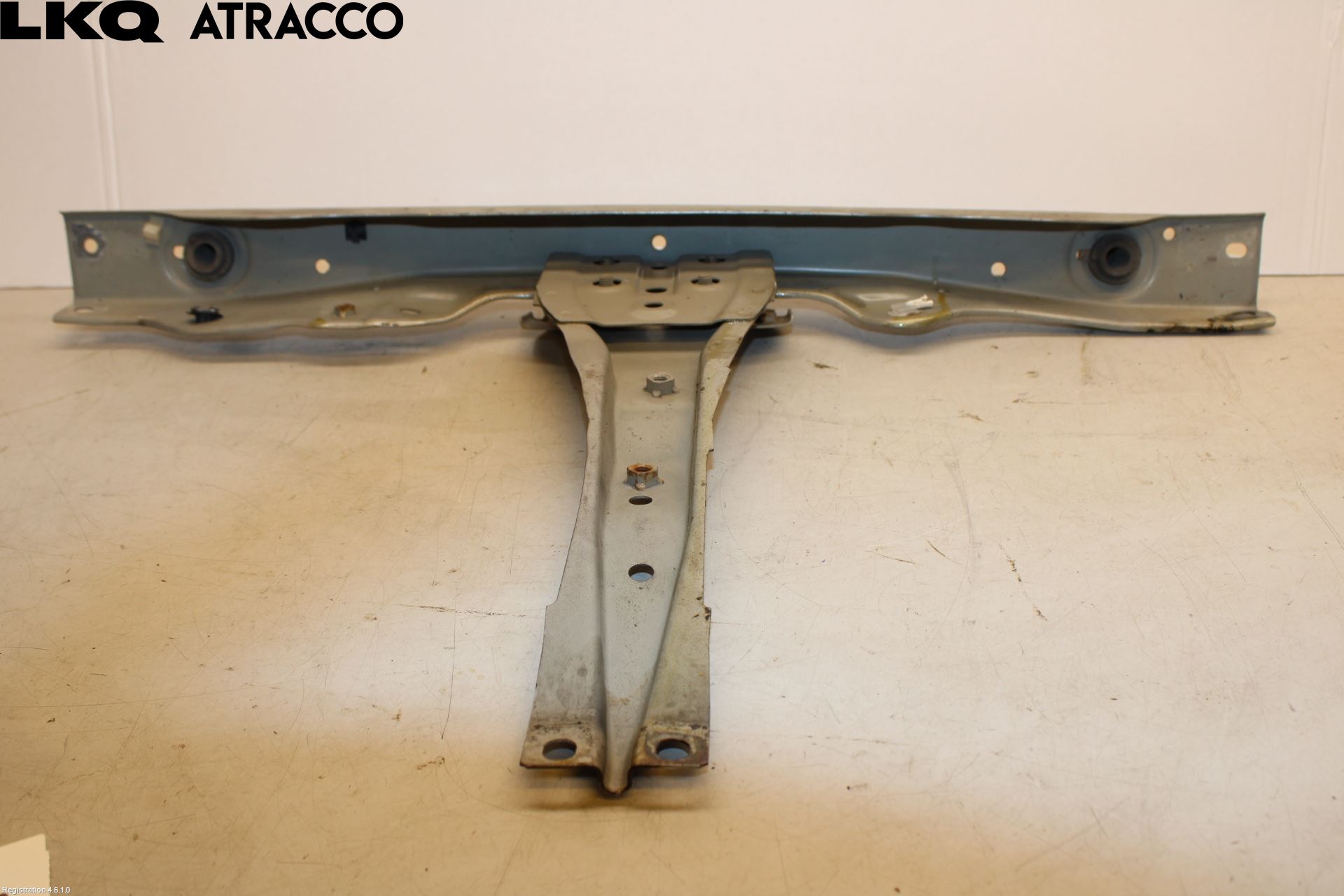 Mitsubishi L200 16-23 Frontplate Øvre