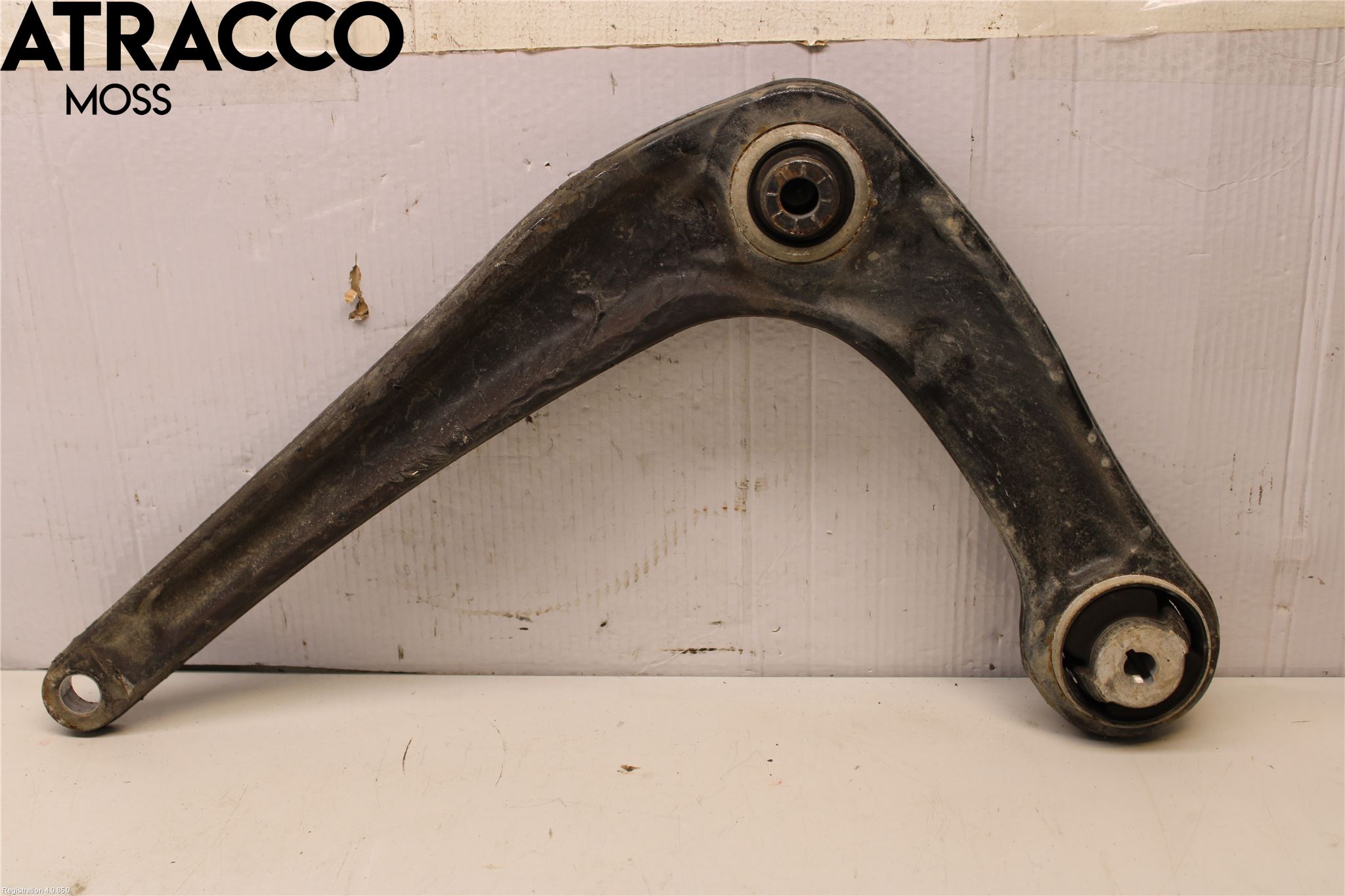 Opel VIVARO 20- Bærearm Foran Høyre Nedre