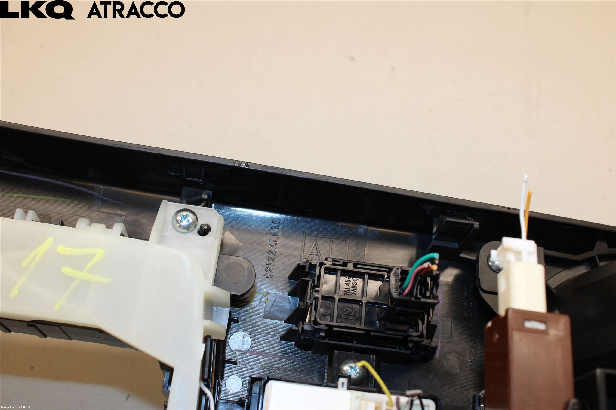 Subaru OUTBACK 15-20 Instrumentkonsoll Midt