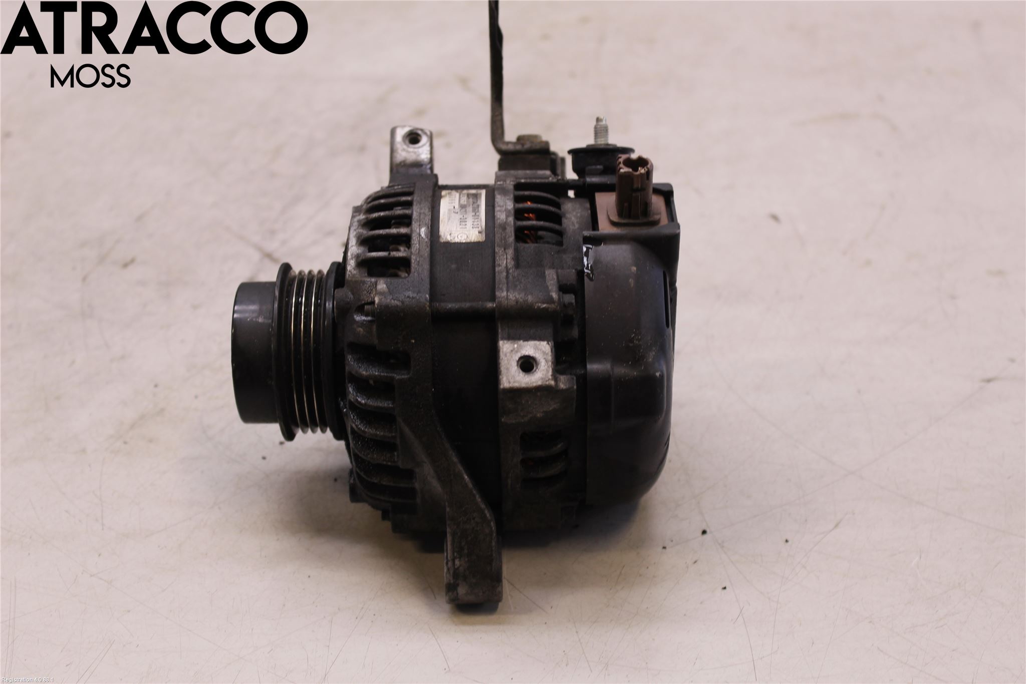 Toyota YARIS XP130 12-14 Dynamo