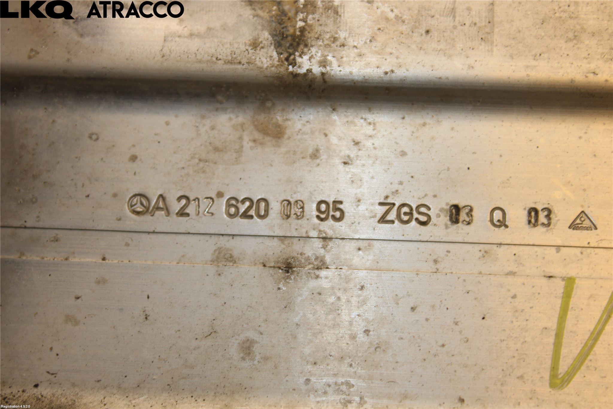 Mercedes-Benz MB E-KLASS (W212) 09-16 Støtfanger Foran Feste