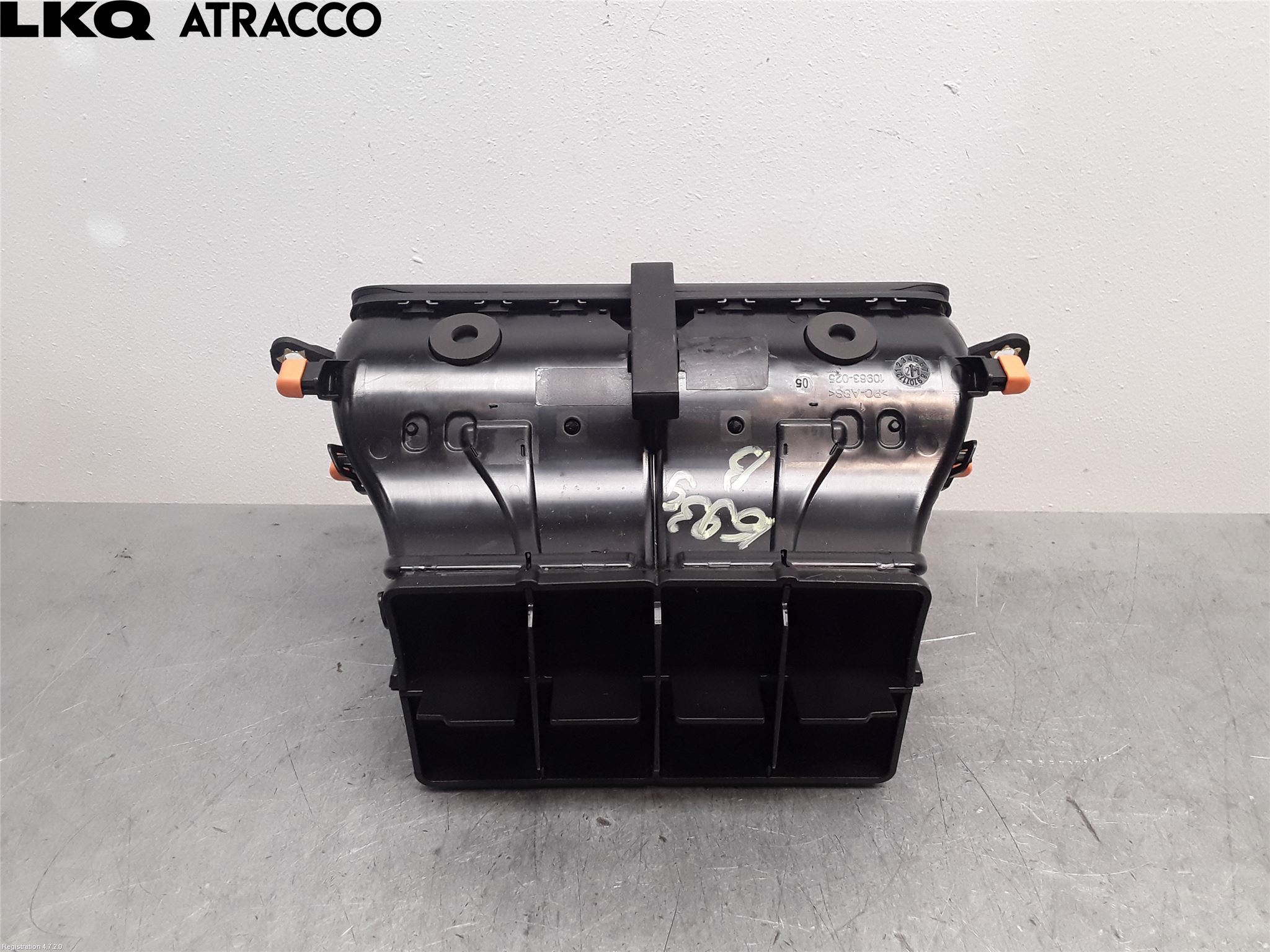 Porsche TAYCAN 20- Dashbord Kanal - Dyse