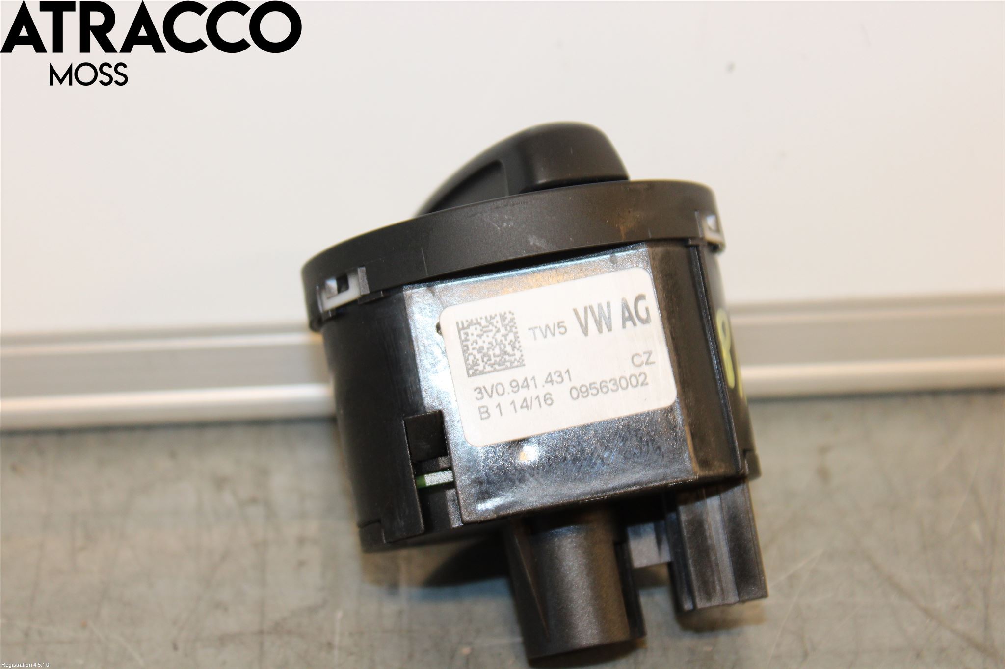 Skoda SUPERB 16-24 Bryter Hovedlys