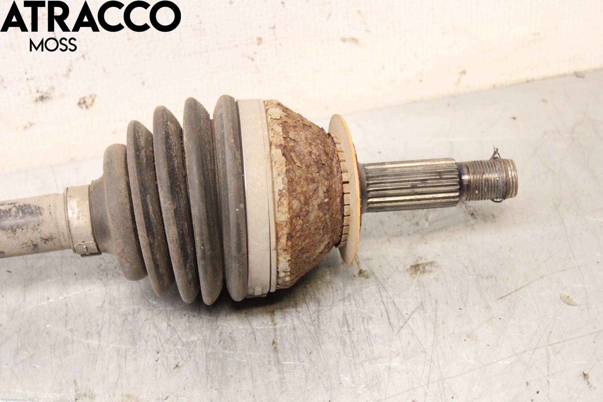 Volkswagen VW UP! / E-UP! Drivaksel Foran Kompl Høyre