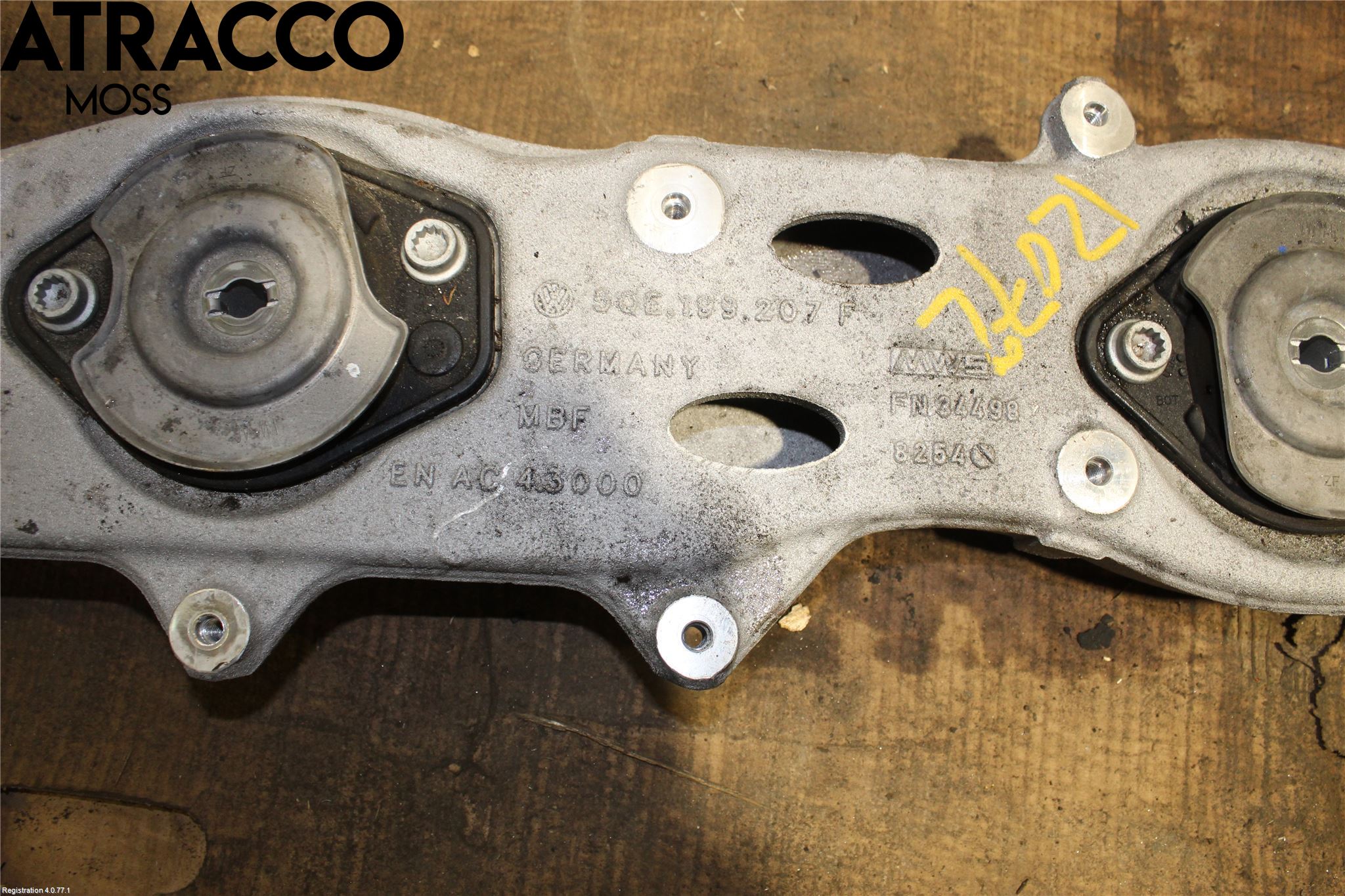 Volkswagen VW GOLF / E-GOLF VII 13-20 Motor Feste Stål-Alu