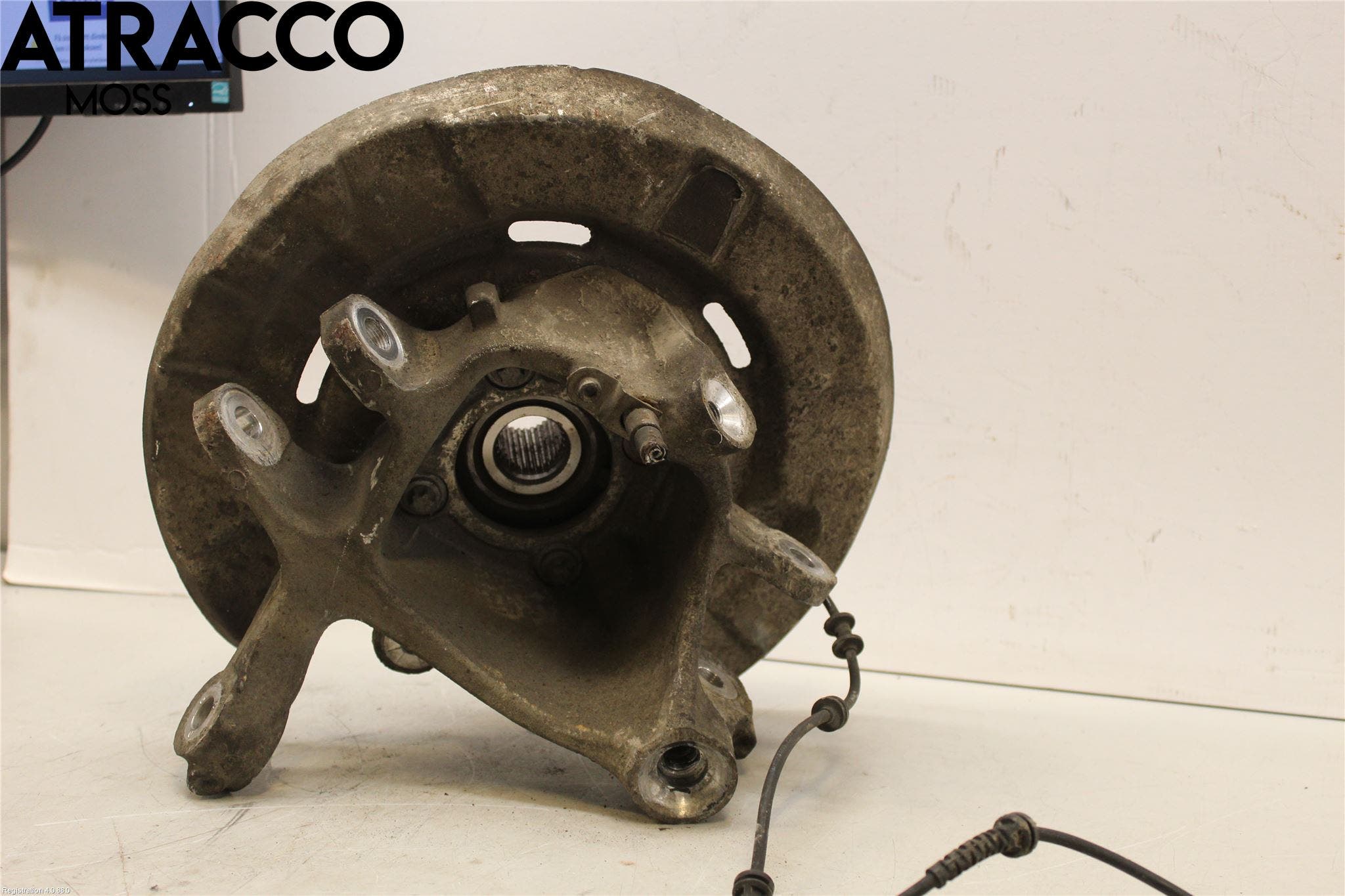 BMW 7 F01/02/03/04 09-15 Spindel Hb