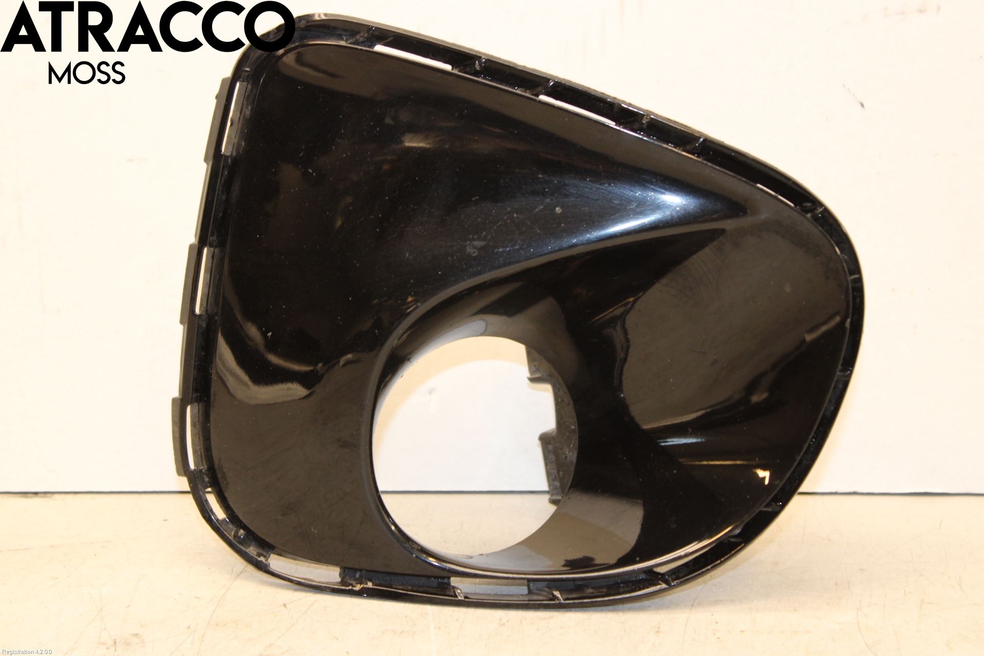 Toyota AVENSIS 16-18 Frontlykt Kurve-Tåkelys Ramme