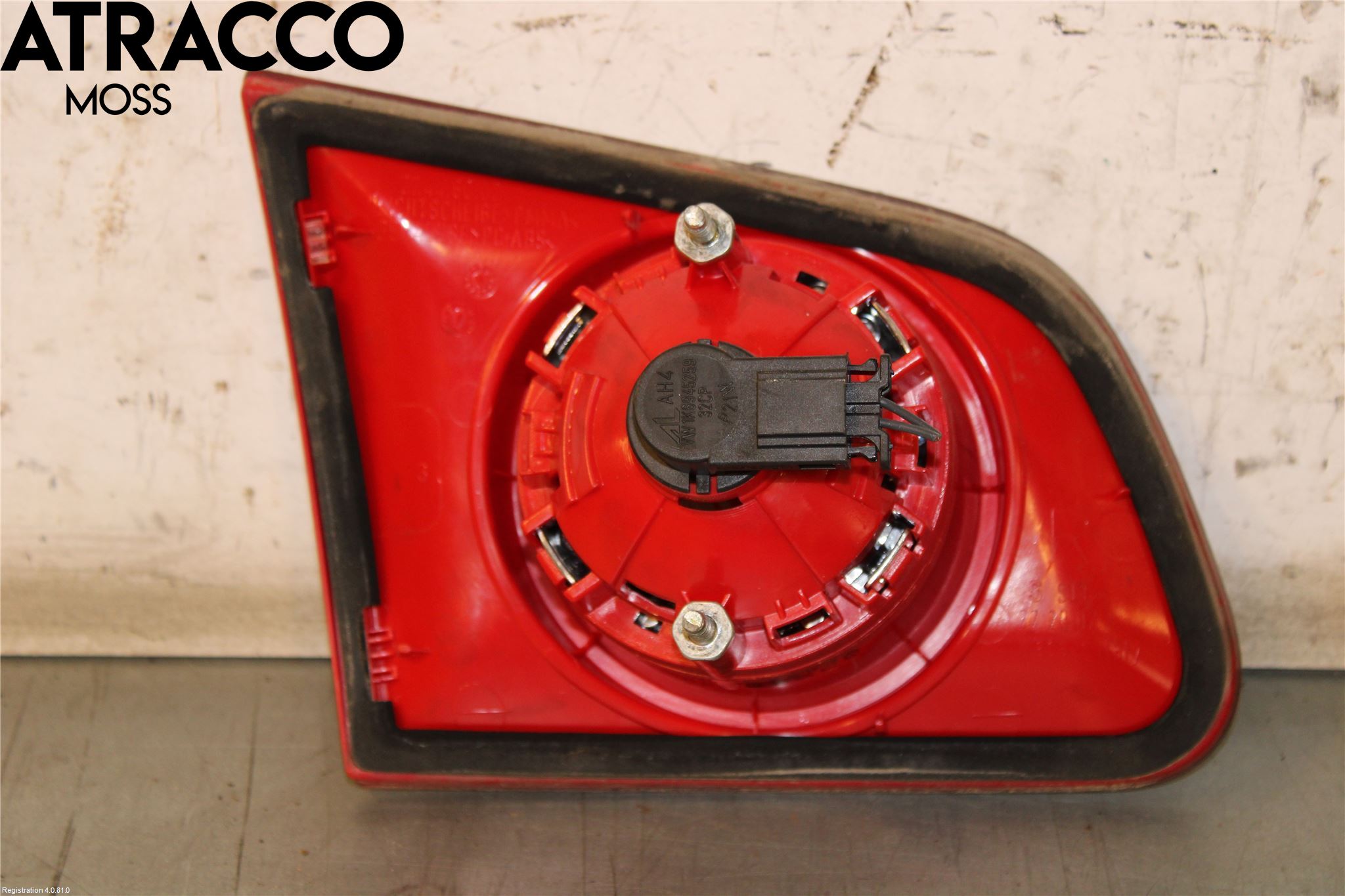 Volkswagen VW PASSAT 05-11 Baklykt Høyre  På Luke(Indre)