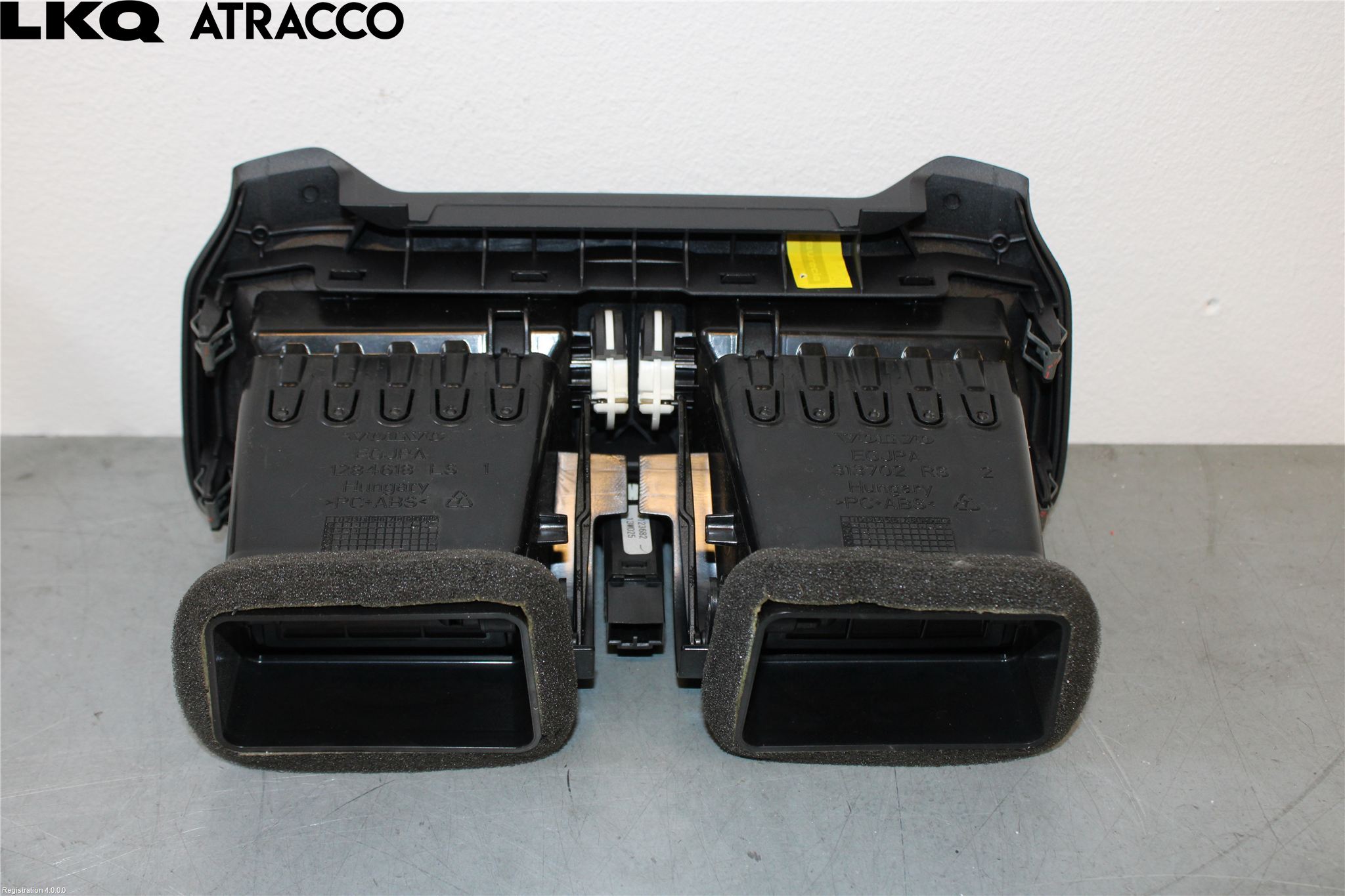 Volvo V40 12-19 Dashbord Kanal - Dyse