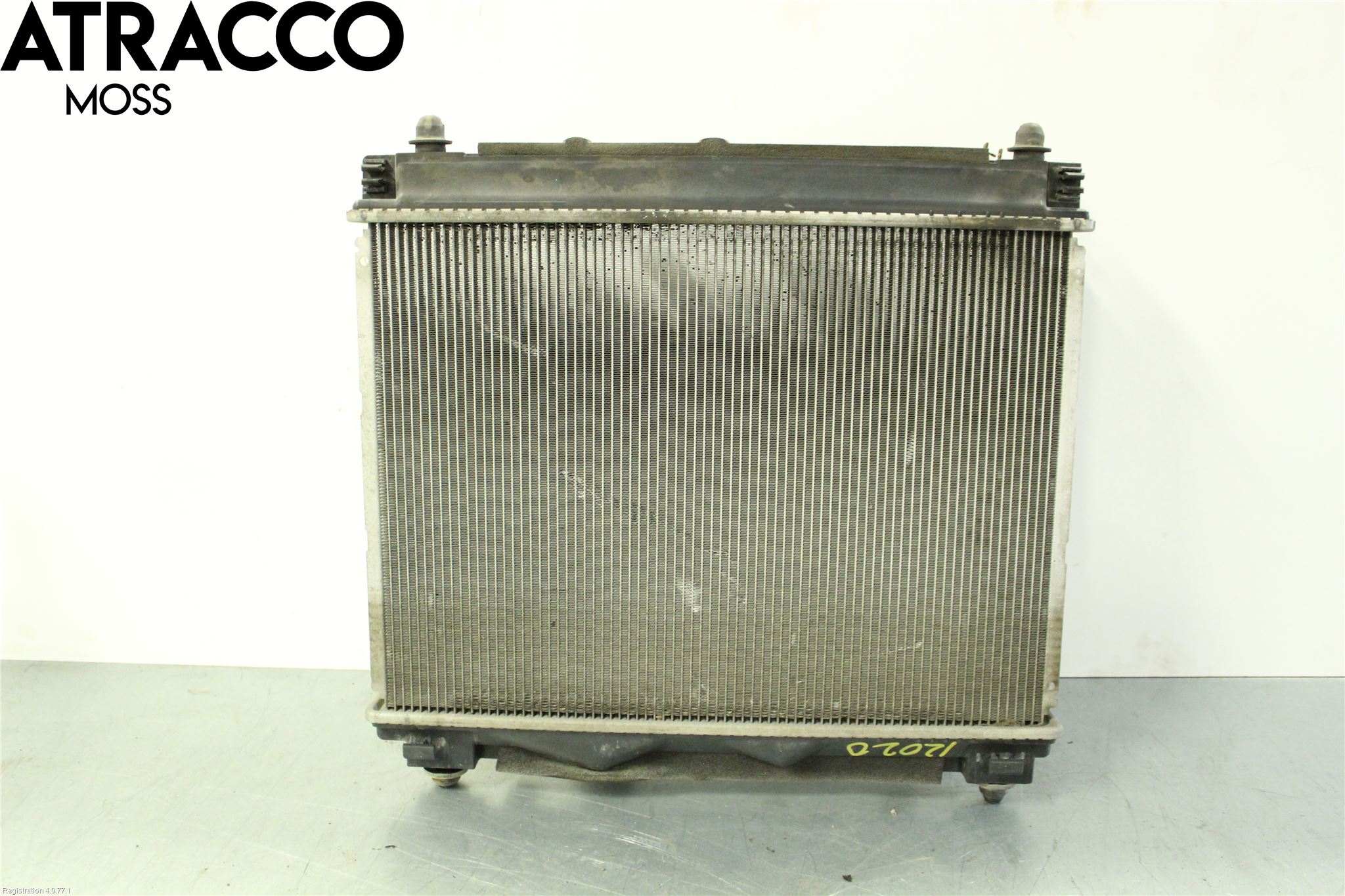 Toyota VERSO-S 11-16 Radiator Manuell