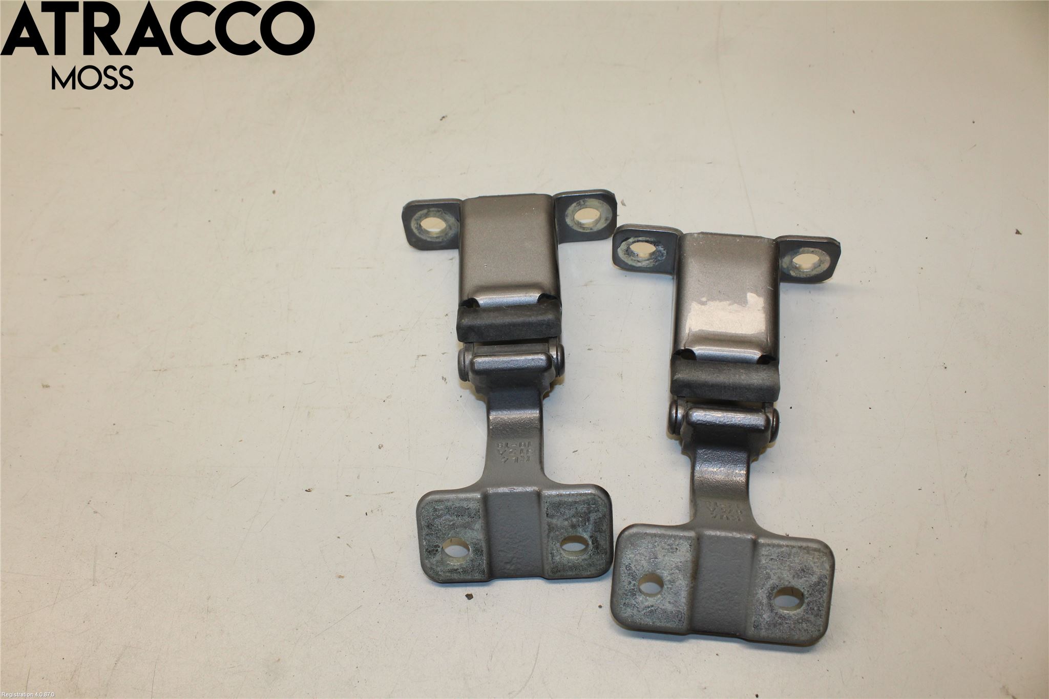 Renault KANGOO II 15-21 Dørhengsel