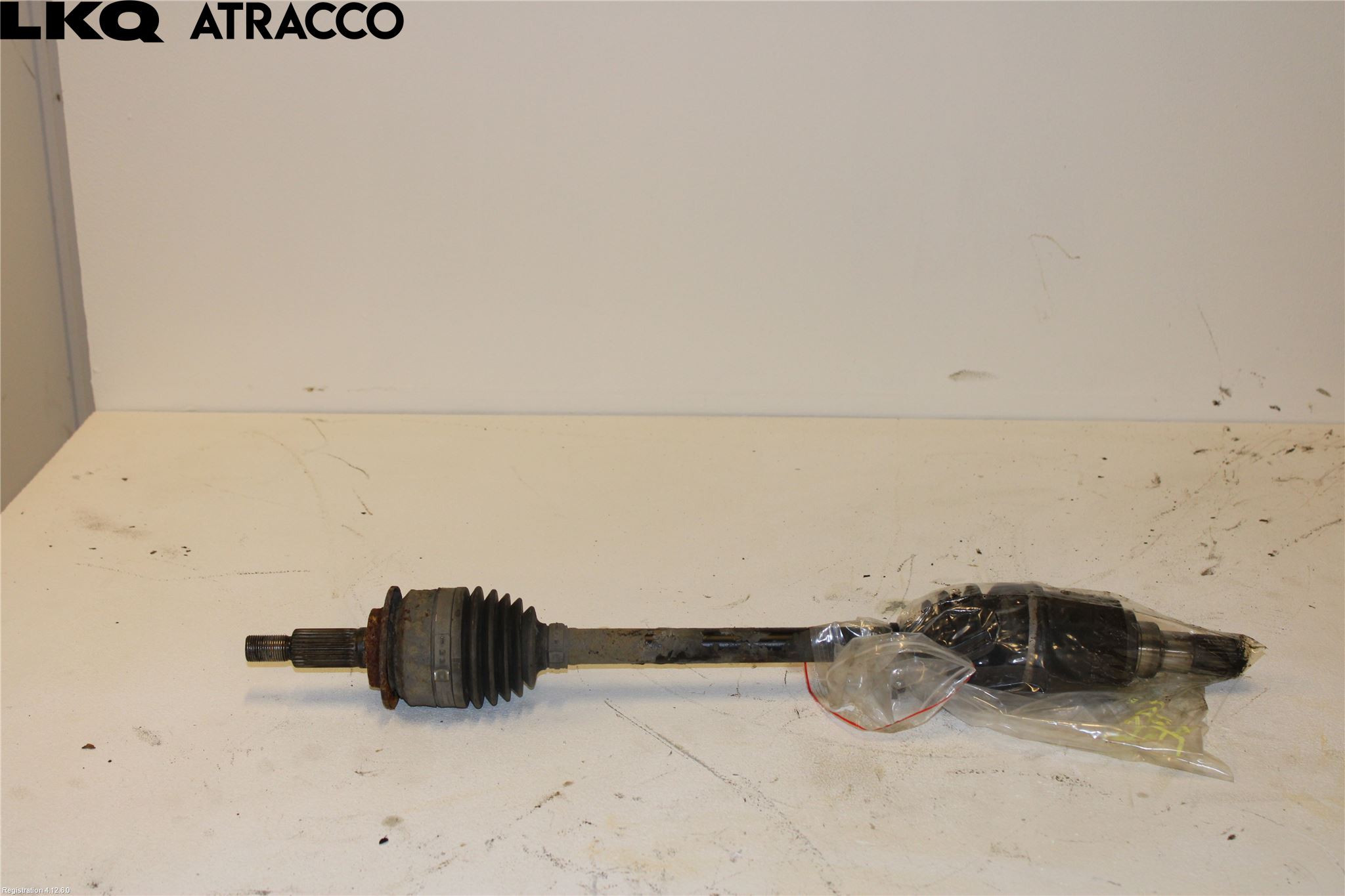 Tesla MODEL 3 17- Drivaksel Foran Kompl Venstre