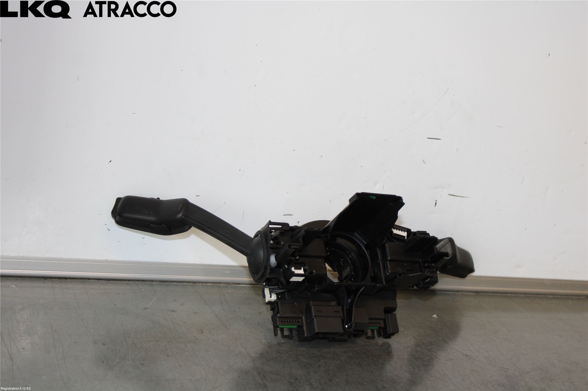 Volkswagen VW CRAFTER II / E-CRAFTER 17- Bryter Ratt Kombi H Og V