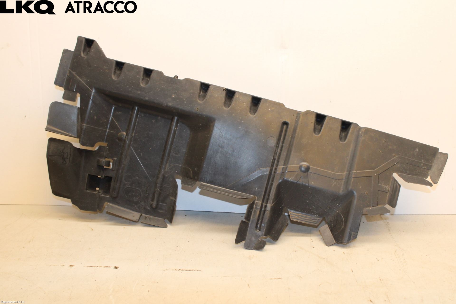 Peugeot PARTNER 08-15 Luftstyring Front