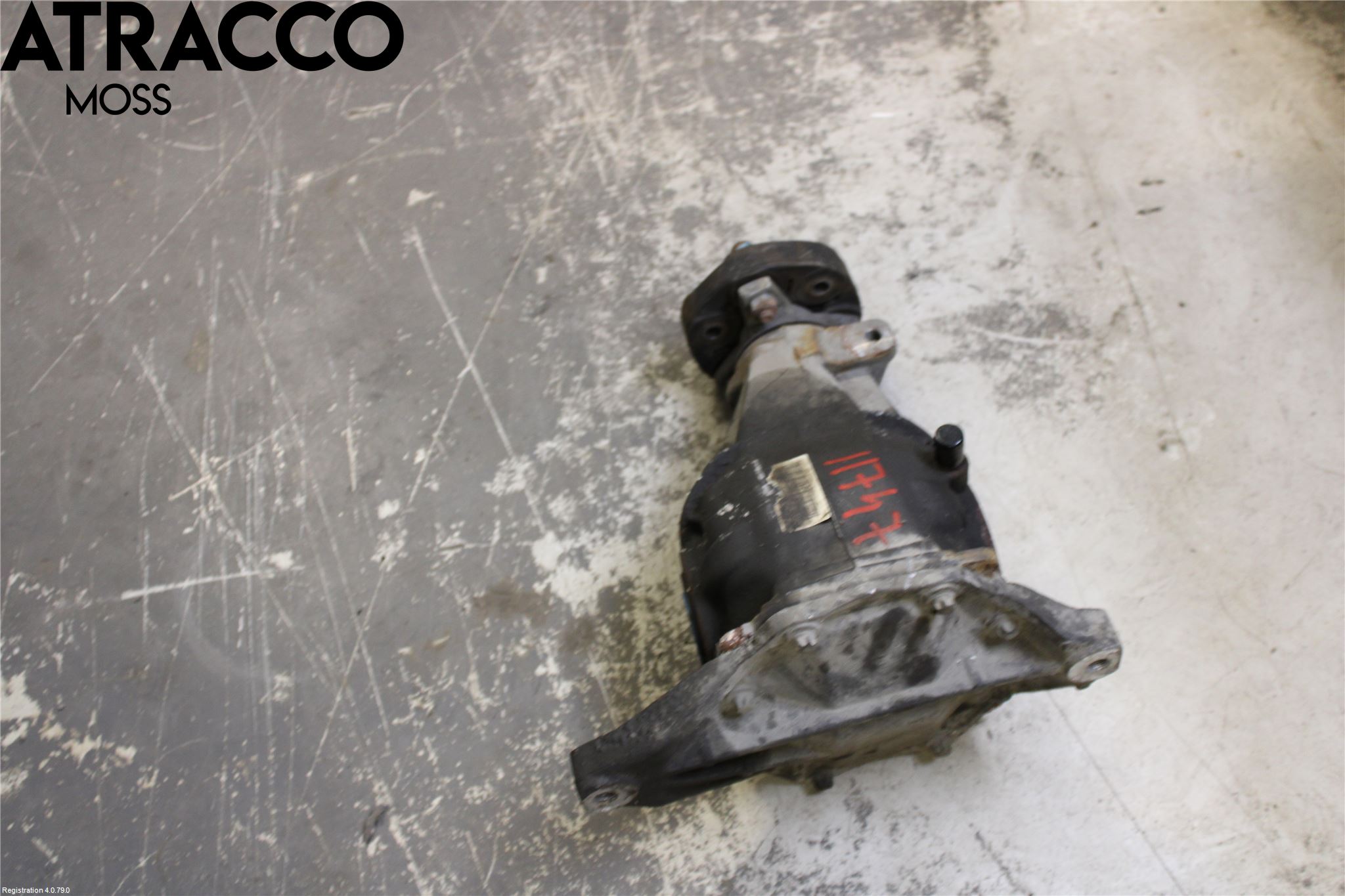 Mercedes-Benz MB E-KLASS (W212) 09-16 Bakaksel Kardang Bak -Diff