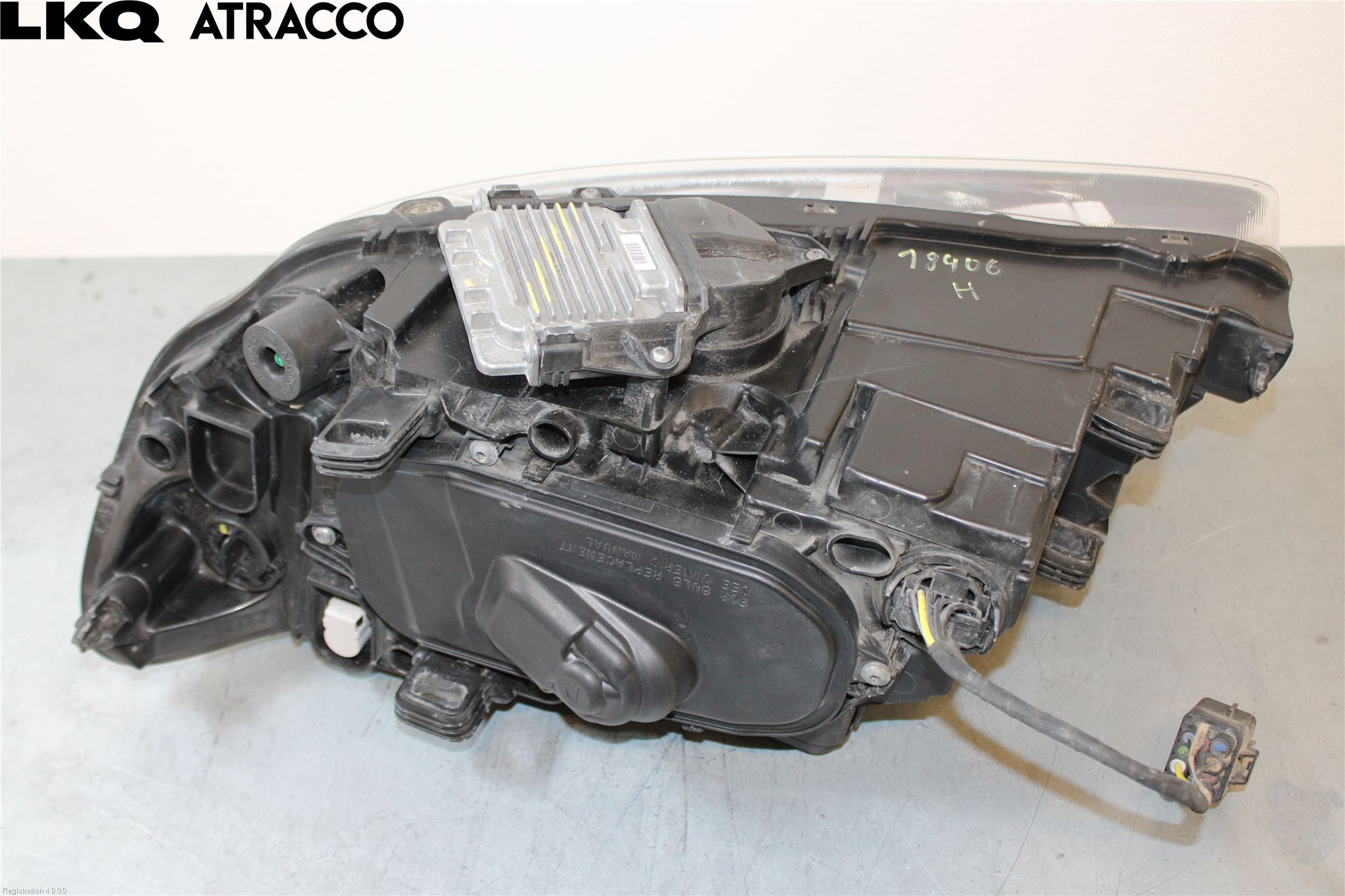 Volvo V60 14-18 Frontlykt Høyre