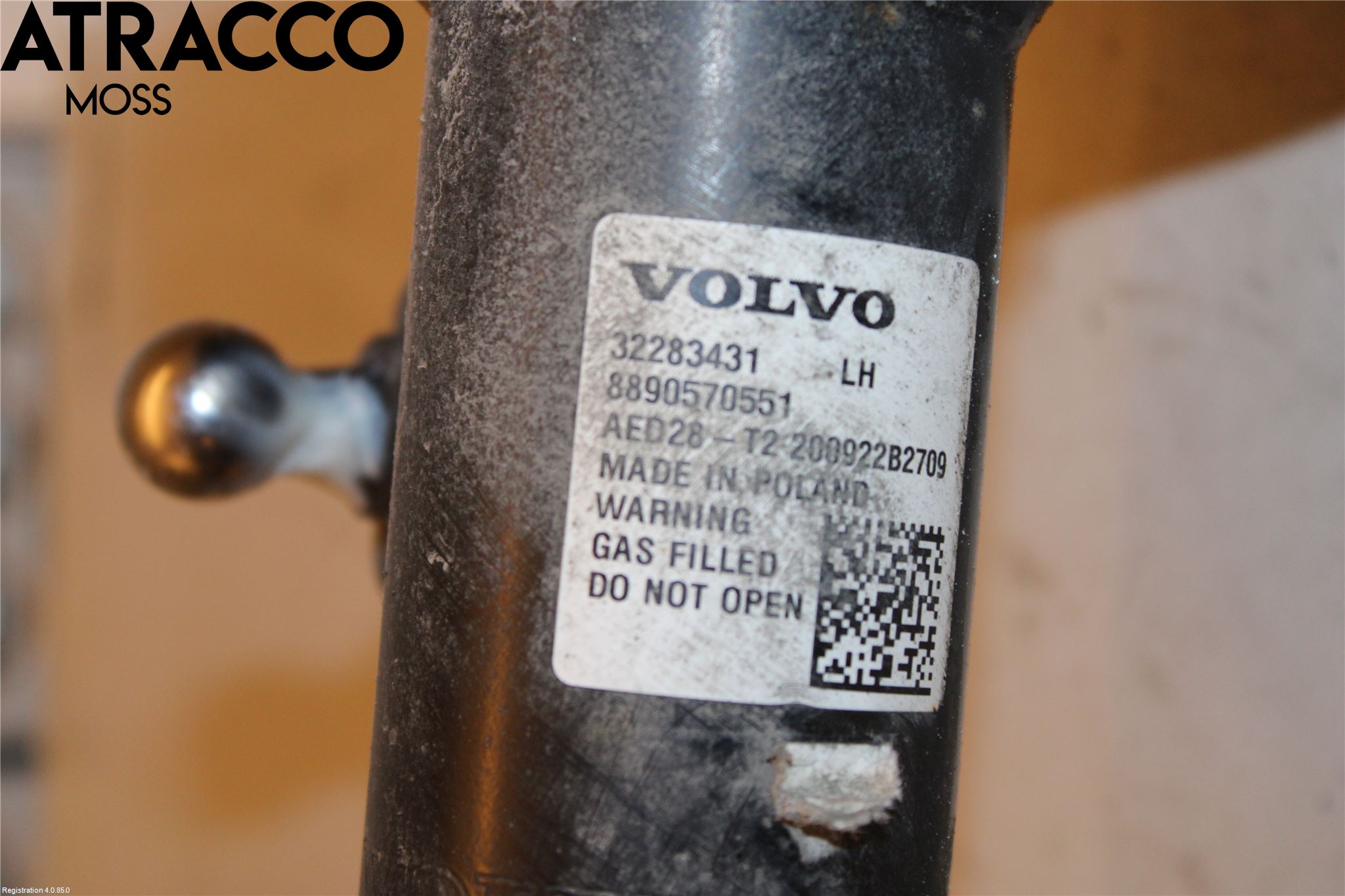 Volvo XC40/RECHARGE 18- Fjærbein Foran Venstre