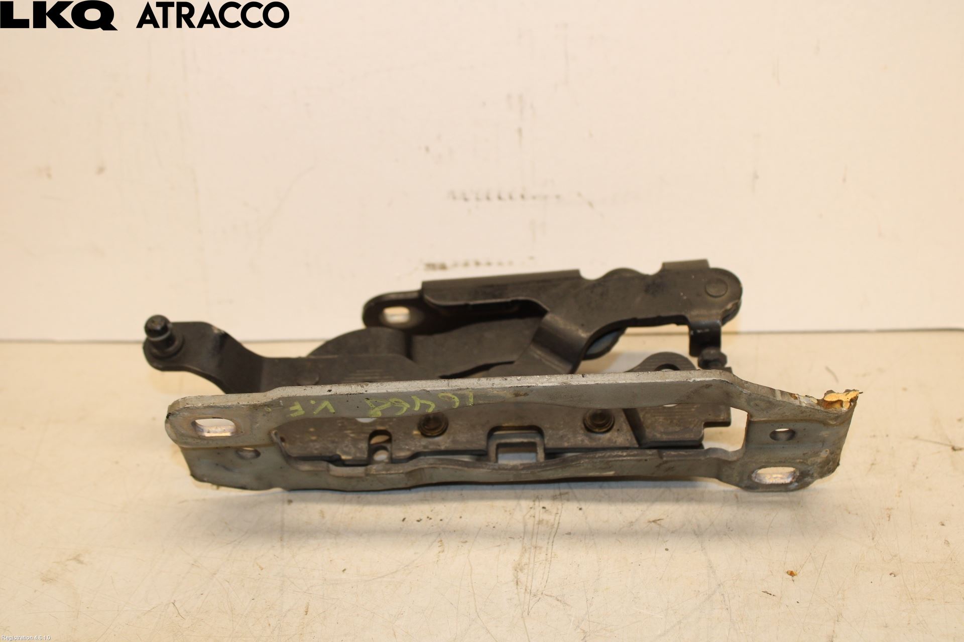 Mercedes-Benz MB C-KLASS (W204) 07-15 Panser Hengsel - Hengsler