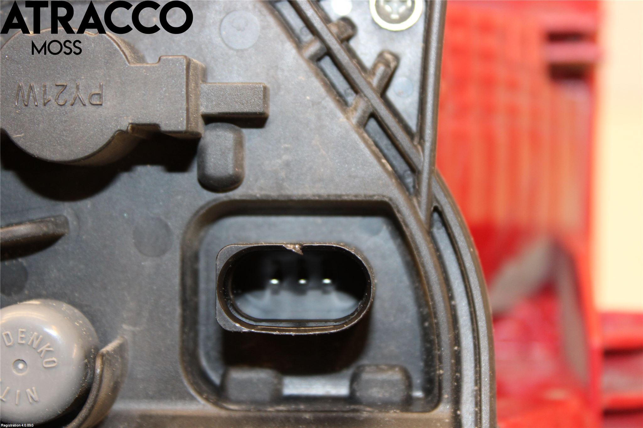 Volkswagen VW TOURAN 10-15 Baklykt Venstre