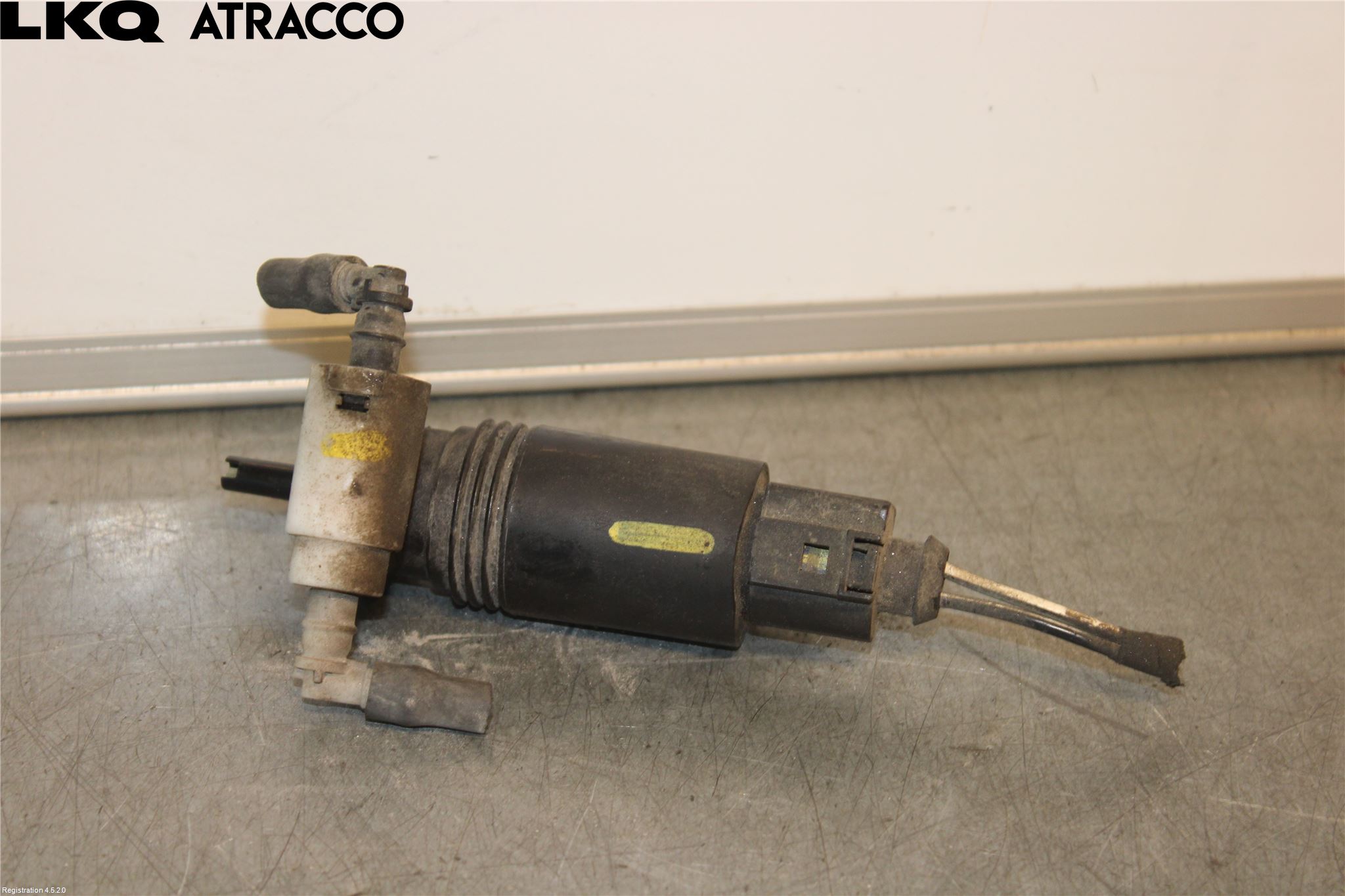 Mercedes-Benz MB R-KLASS (W251) 05-13 Spylerpumpe Frontrute