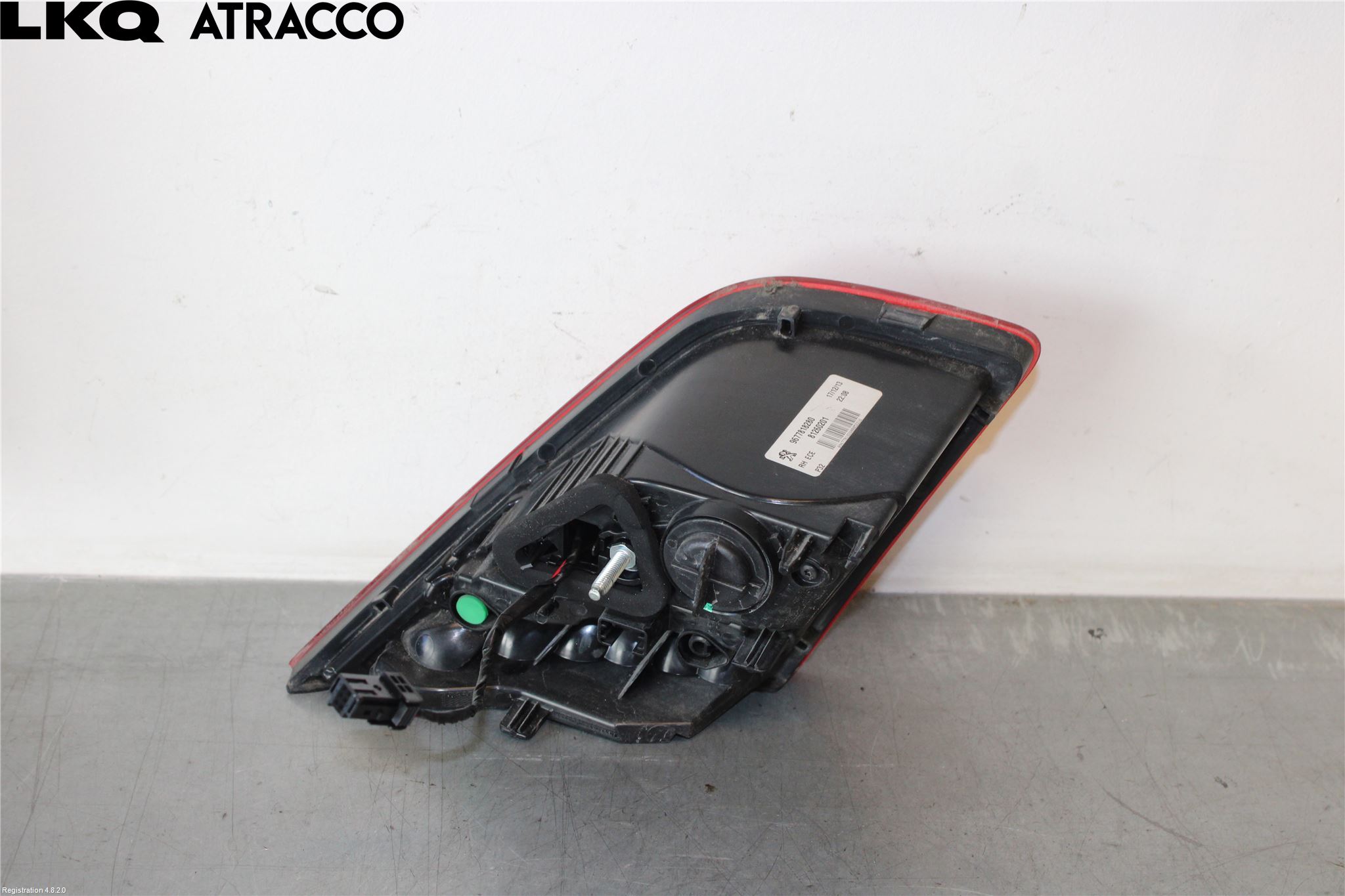 Peugeot 308 14-21 Baklykt Høyre  På Luke(Indre)