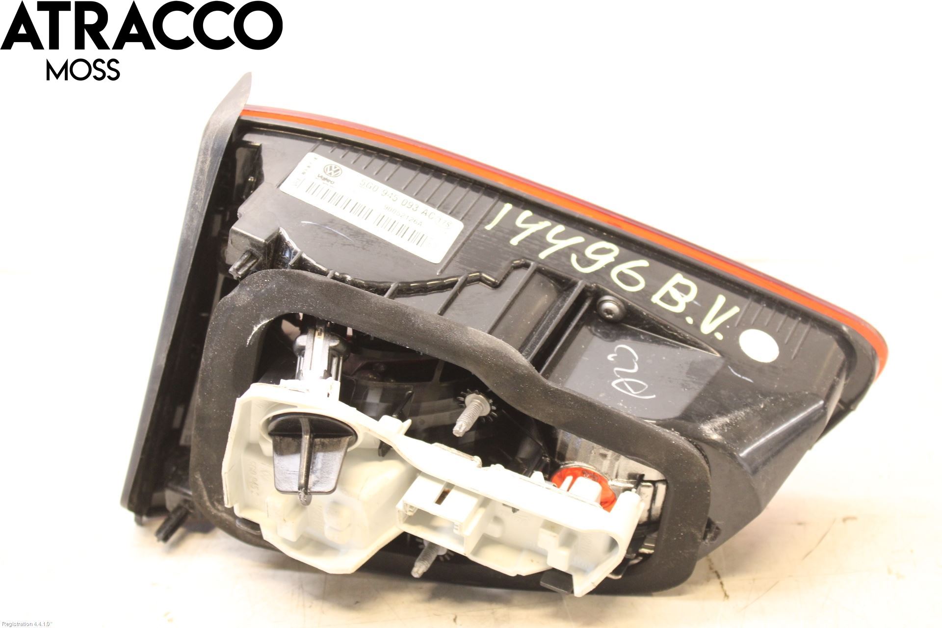 Volkswagen VW GOLF PLUS/CROSS GOLF 04-14 Baklykt Venstre  På Luke(Indre