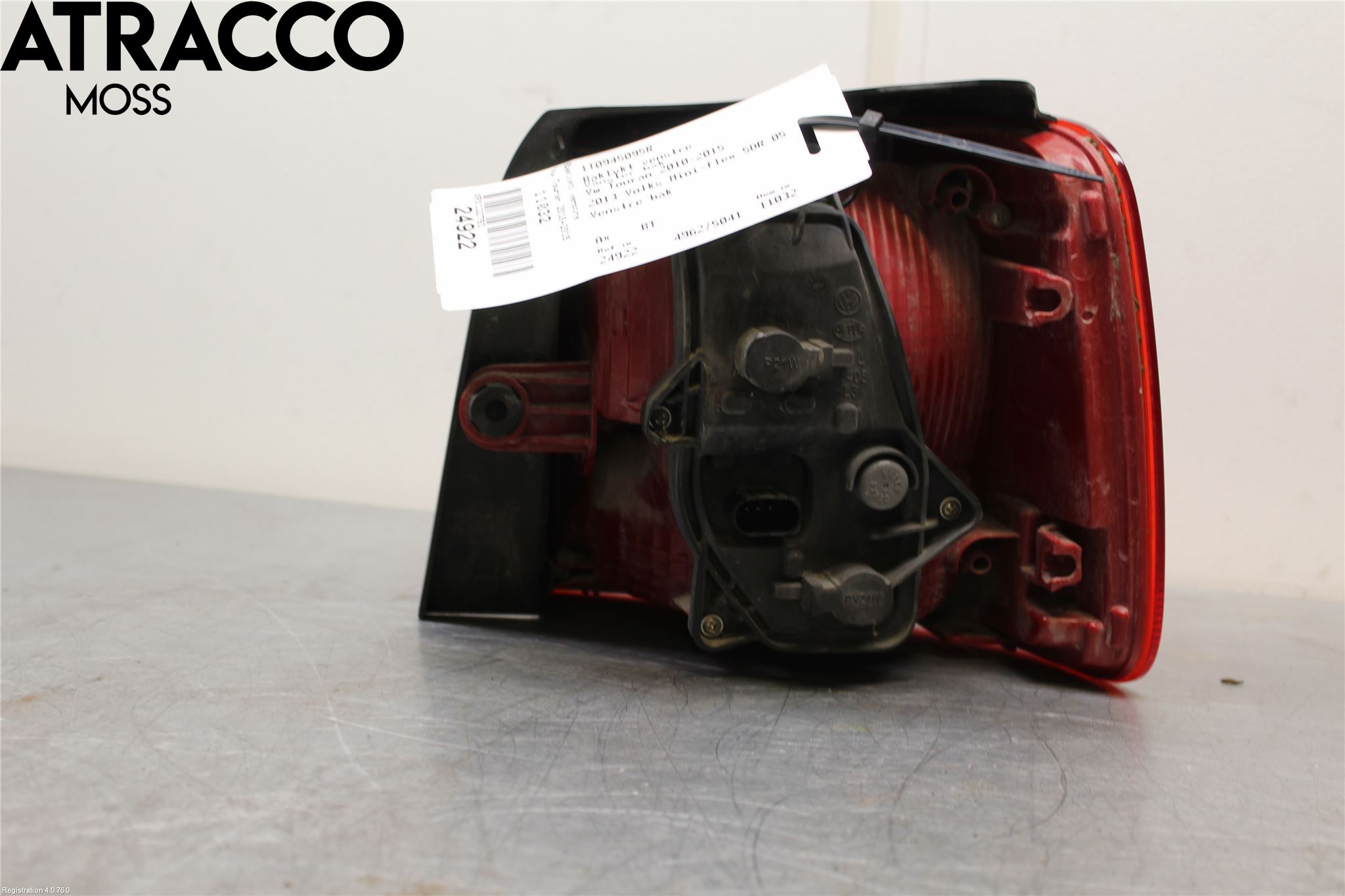 Volkswagen VW TOURAN 10-15 Baklykt Venstre