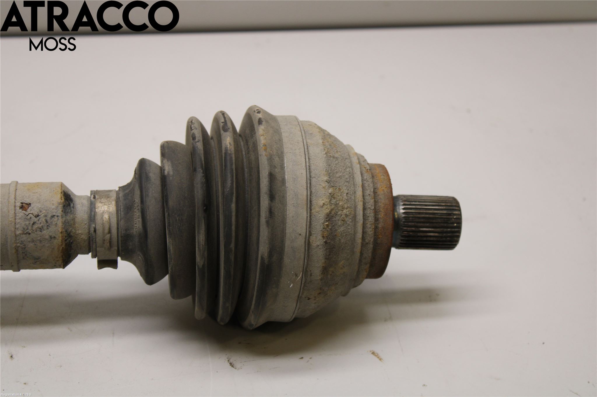 Volkswagen VW GOLF VI 09-13 Drivaksel Foran Kompl Høyre