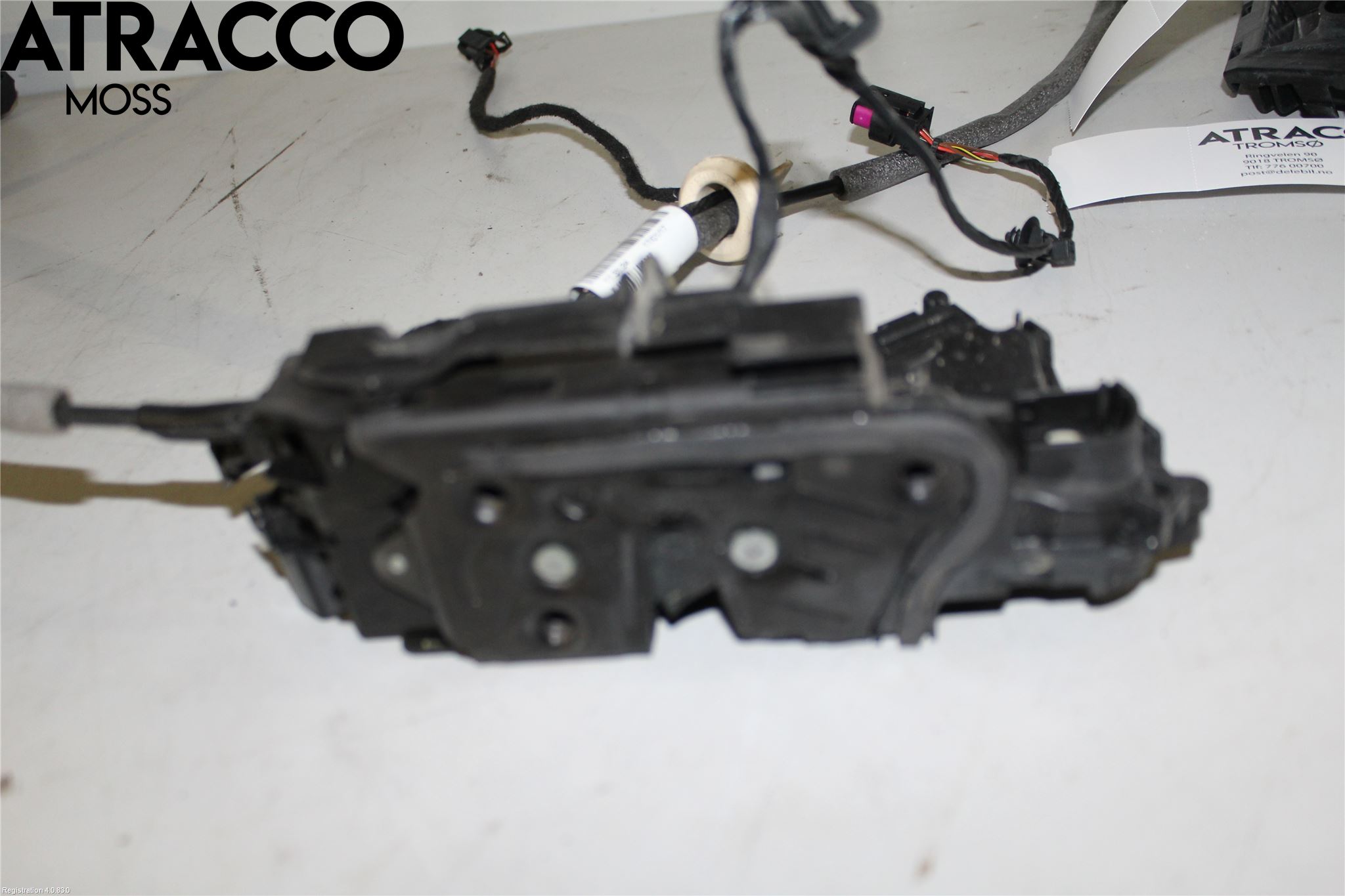 Volkswagen VW GOLF / E-GOLF VII 13-20 Dørlås - Låsekasse