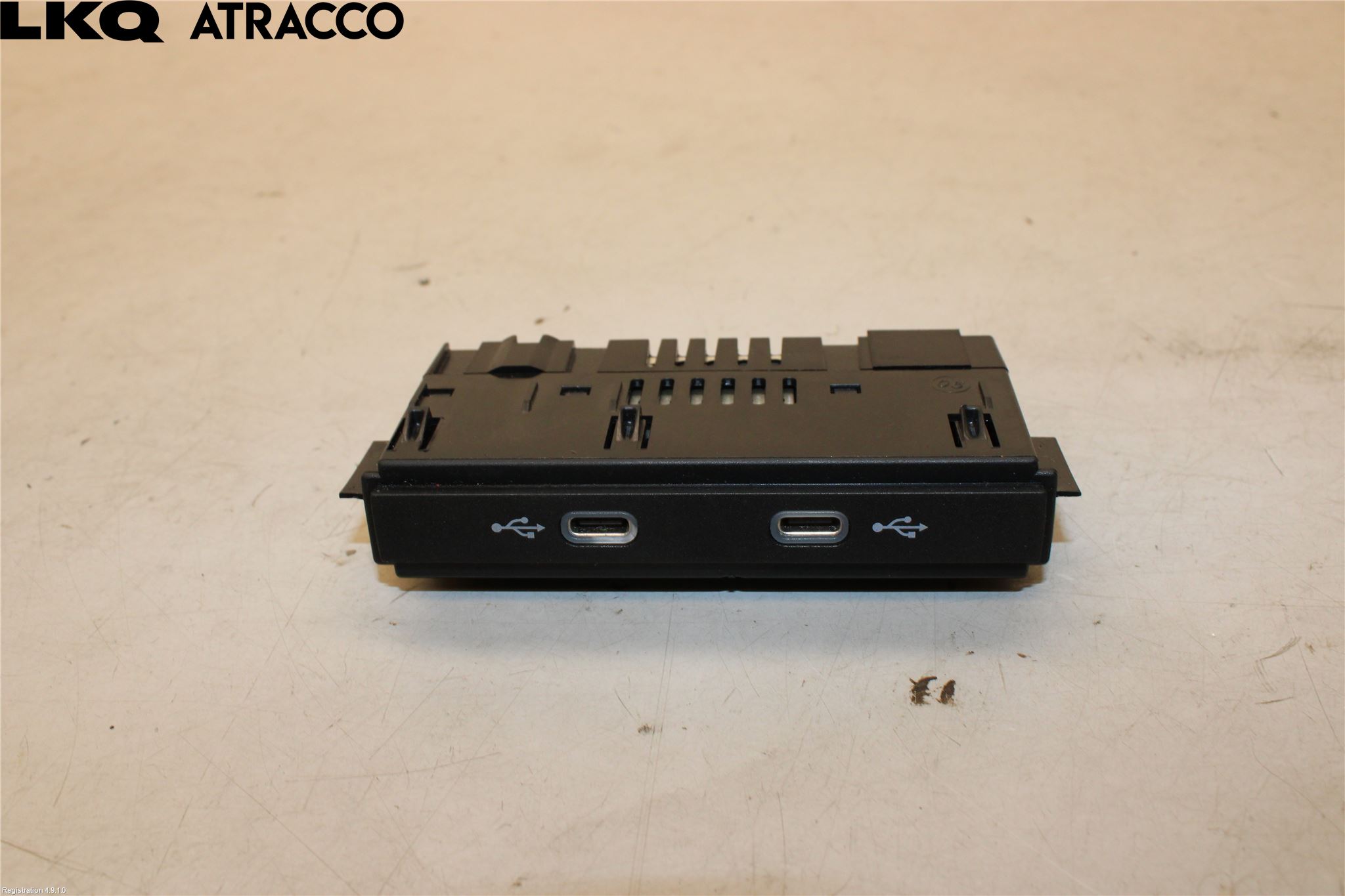 Audi Q4 E-TRON FZ 22- Usb Connection