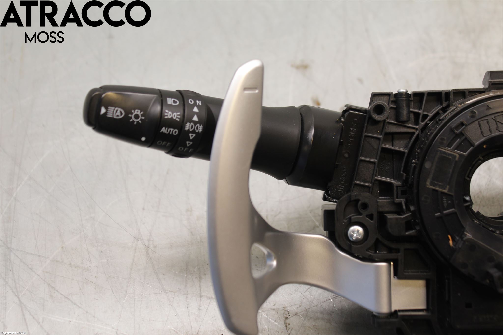 Mitsubishi OUTLANDER 13-21 Bryter Ratt Kombi H Og V