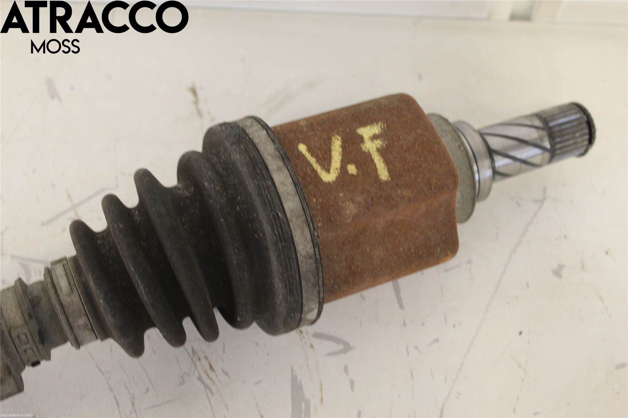 Nissan QASHQAI 14-17 Drivaksel Foran Kompl Venstre