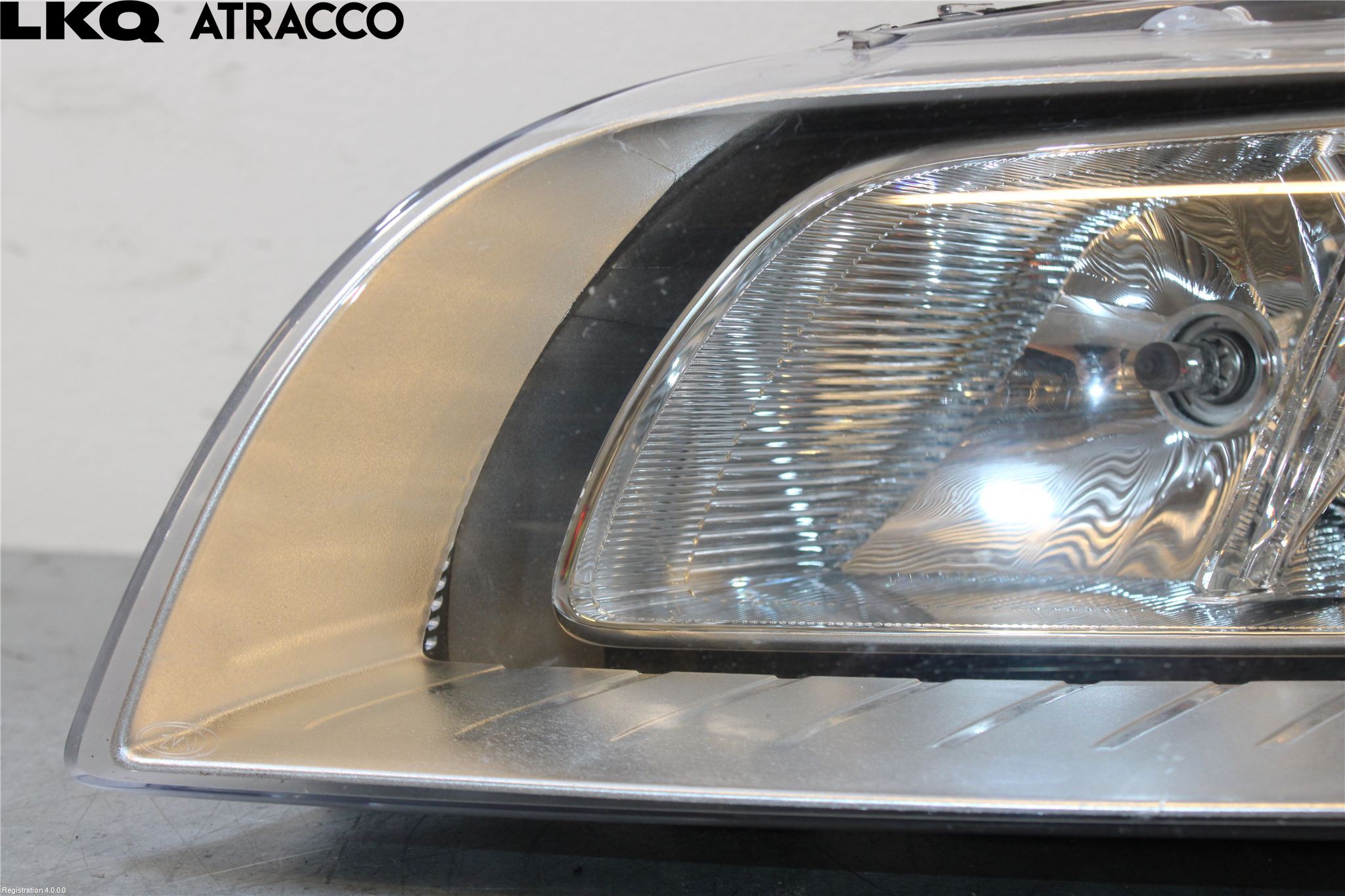 Volvo V70 14-16 Frontlykt Venstre