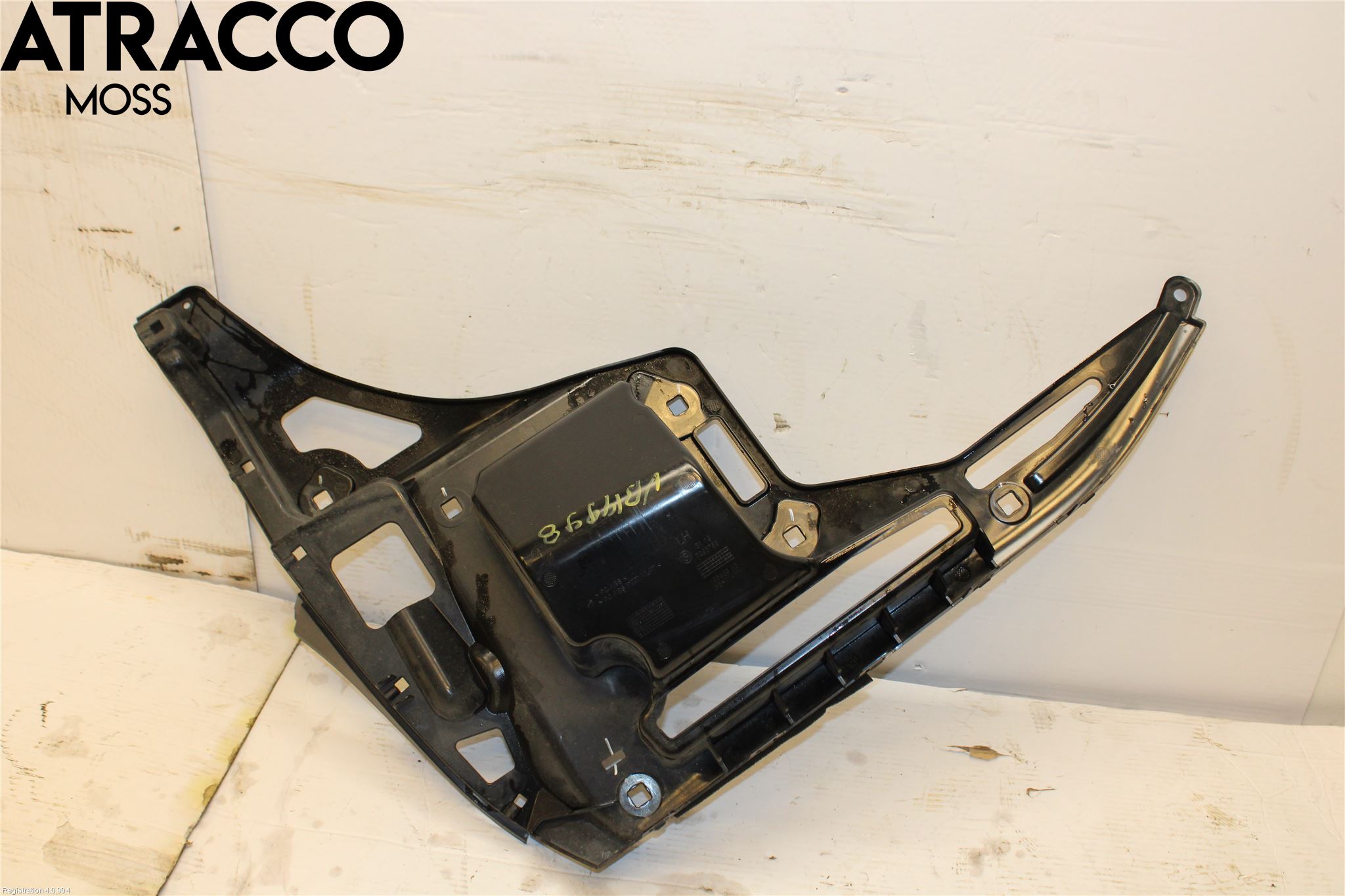 BMW i3 I01 13-22 Støtfangerfeste Bak Venstre