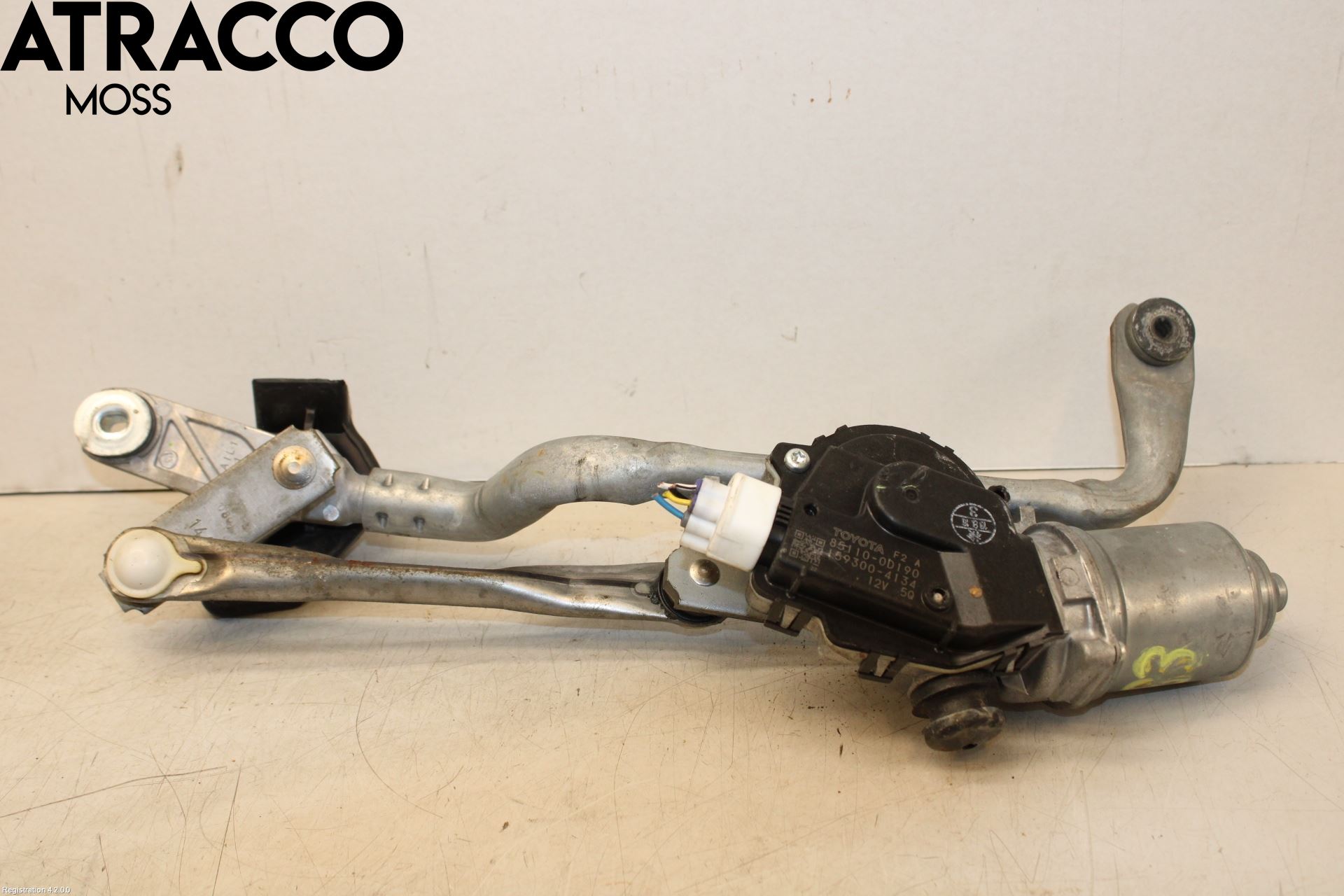 Toyota YARIS XP130 12-14 Viskermotor Frontrute