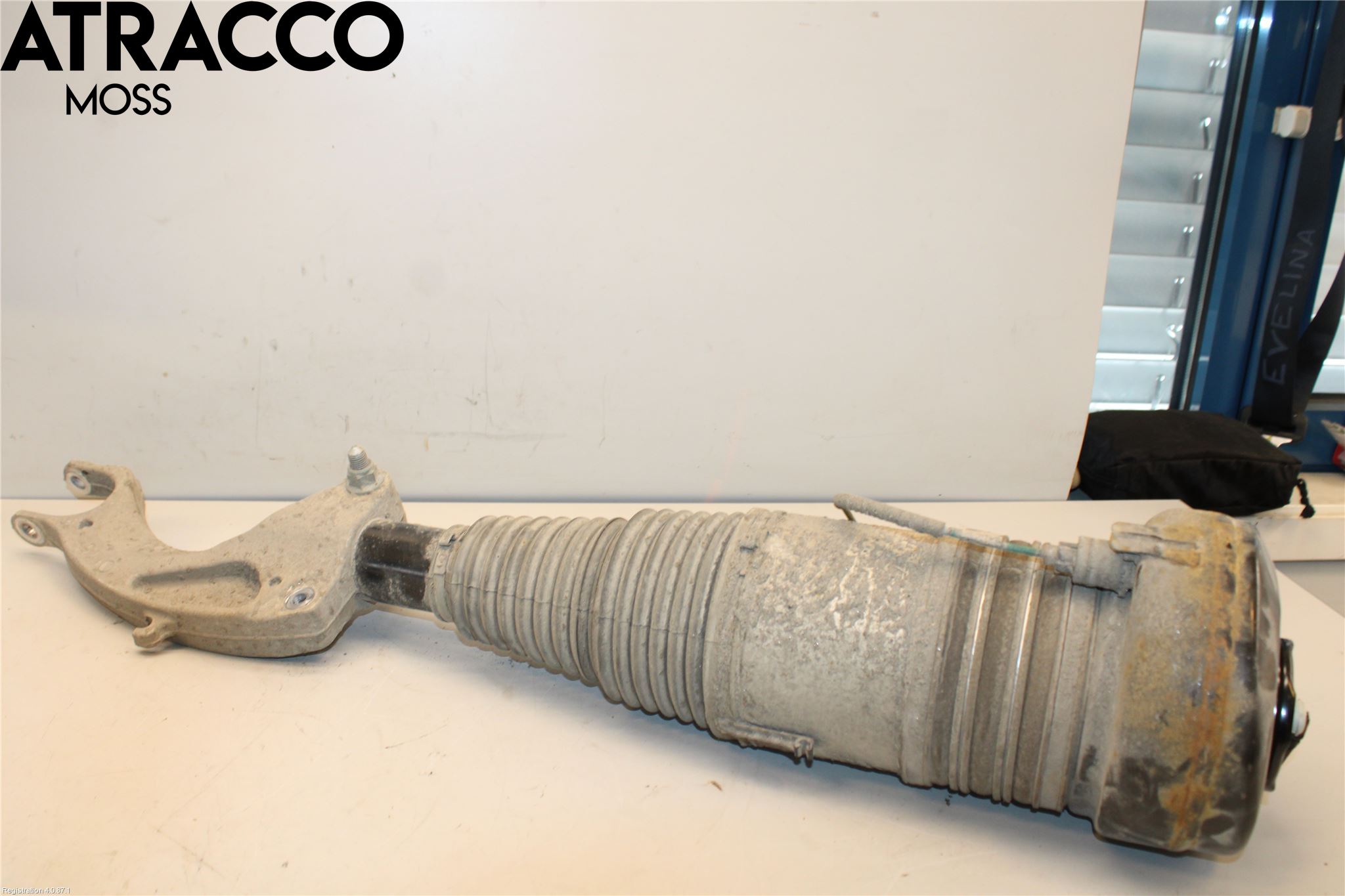 Audi E-TRON, S GE 19- Fjærbein Foran Høyre