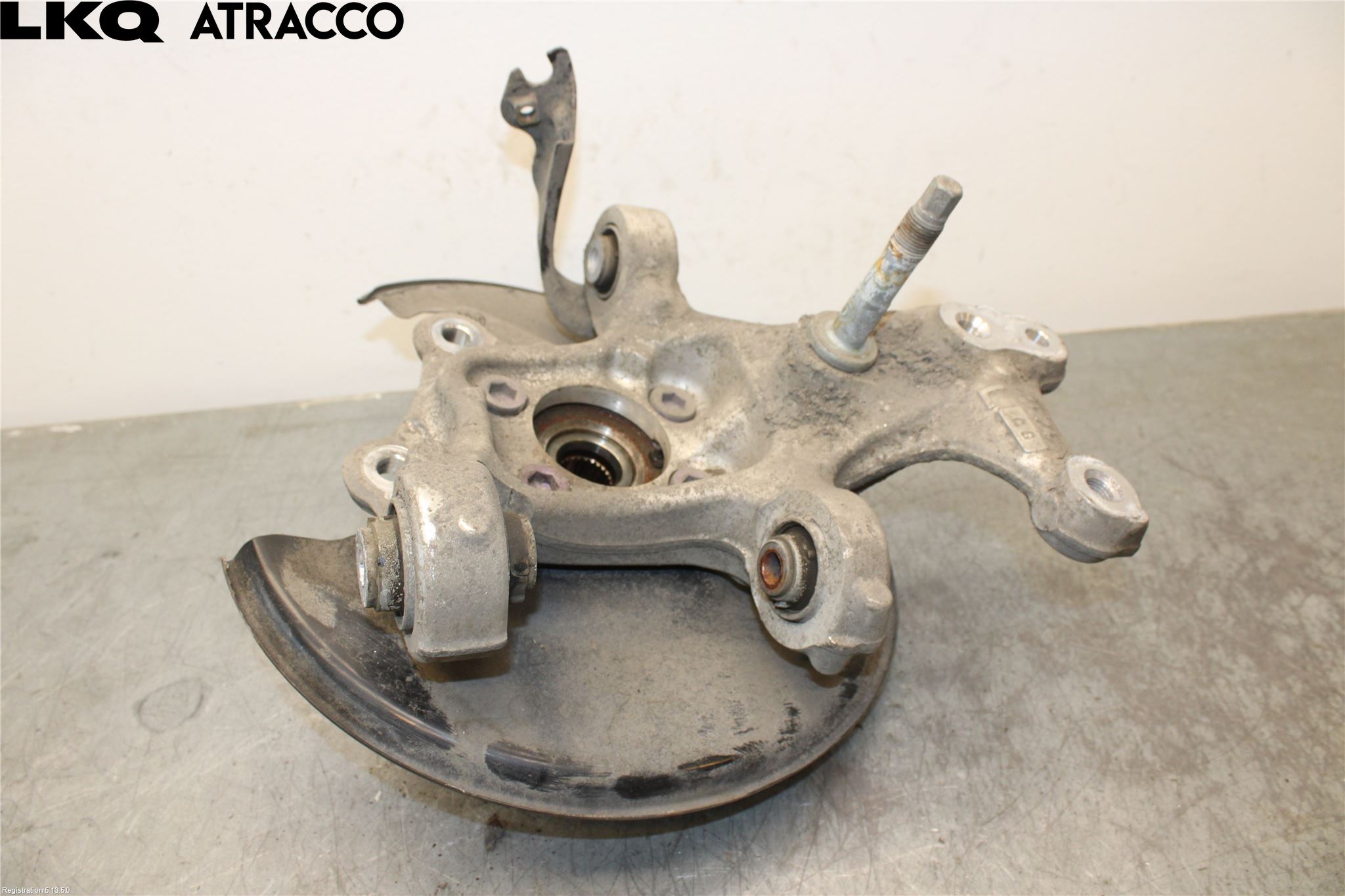 Toyota bZ4X EA10 22- Spindel Vb