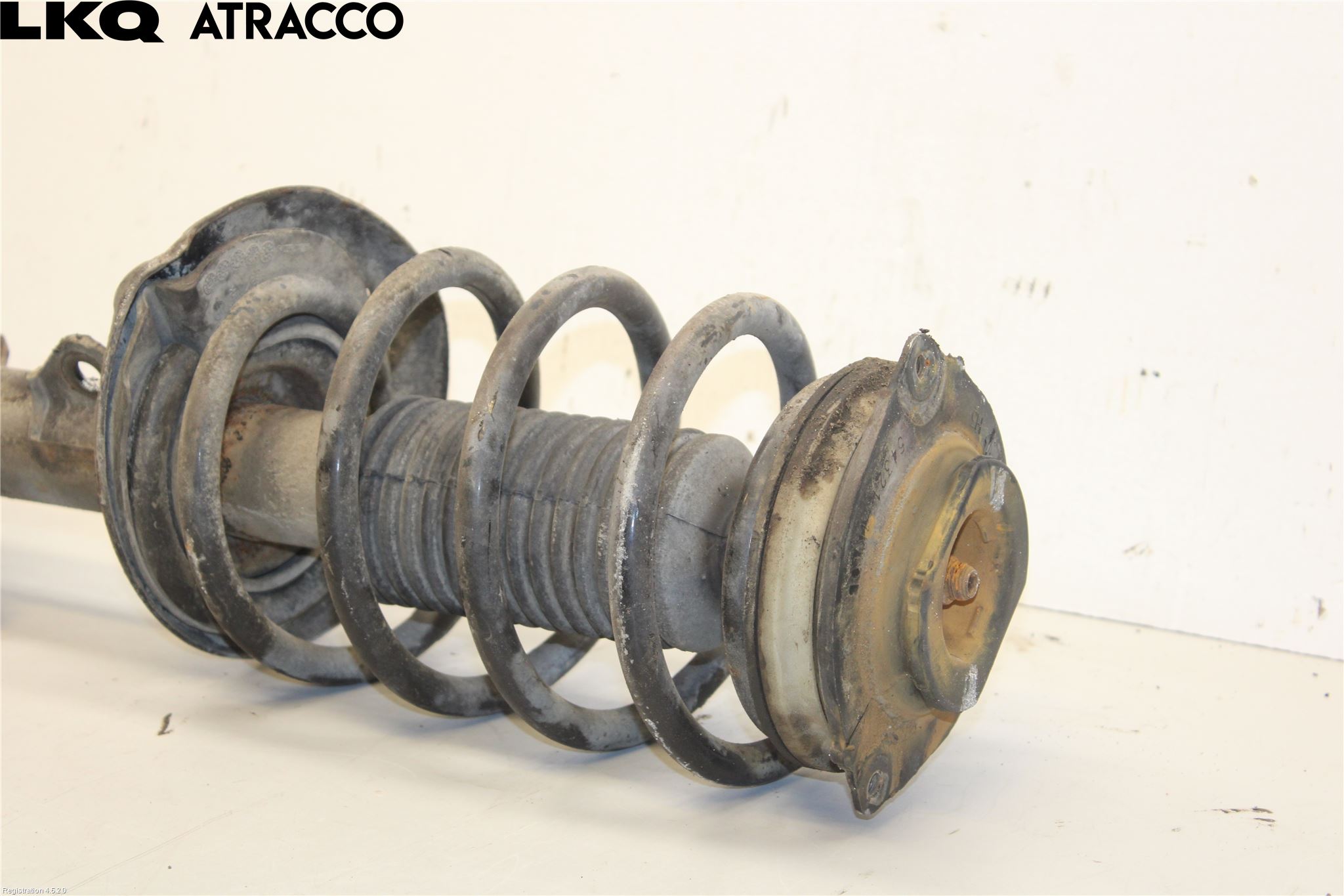 Nissan LEAF 18- Fjærbein Foran Venstre