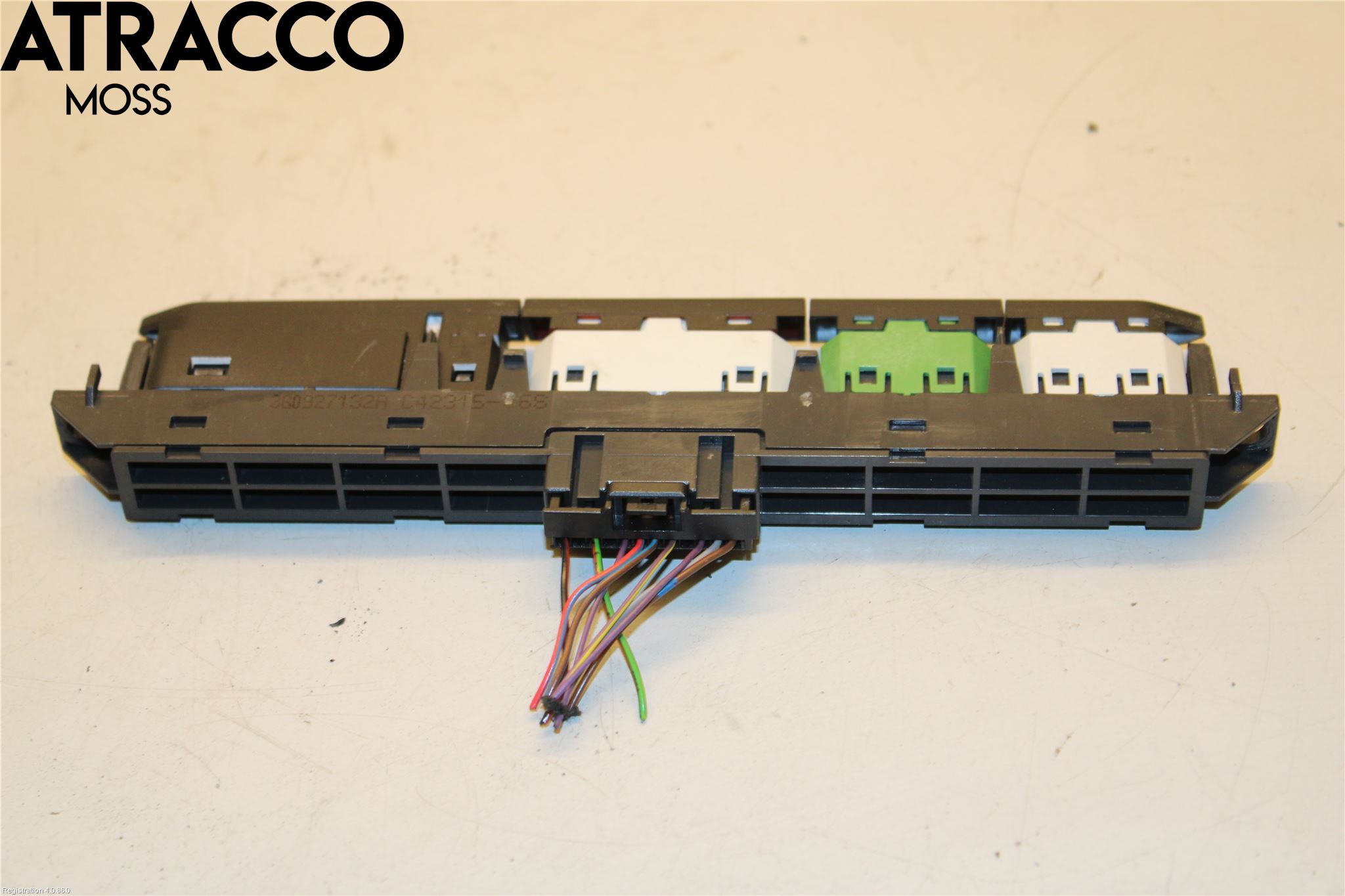 Volkswagen VW PASSAT 15-19 Bryter Varsel (Nødblink)