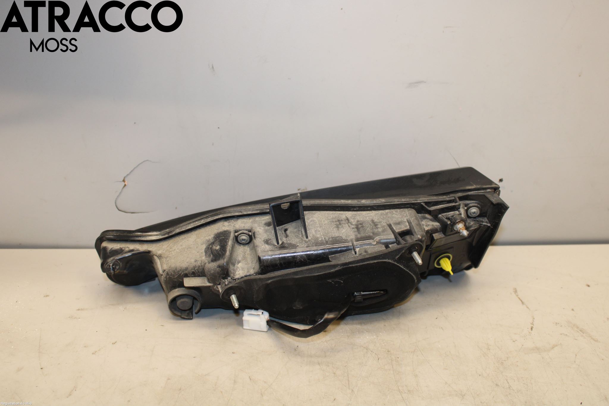 Lexus NX 300h 15-21 Baklykt Venstre  På Luke(Indre