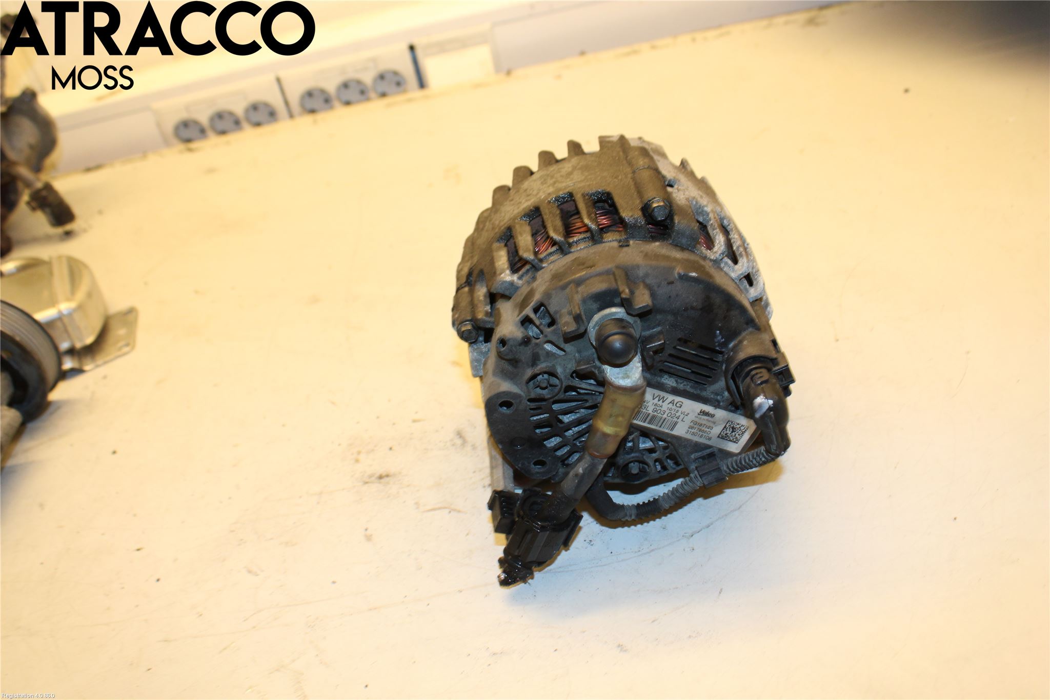 Volkswagen VW TRANSP/CARAVELLE (T5) 04-15 Dynamo