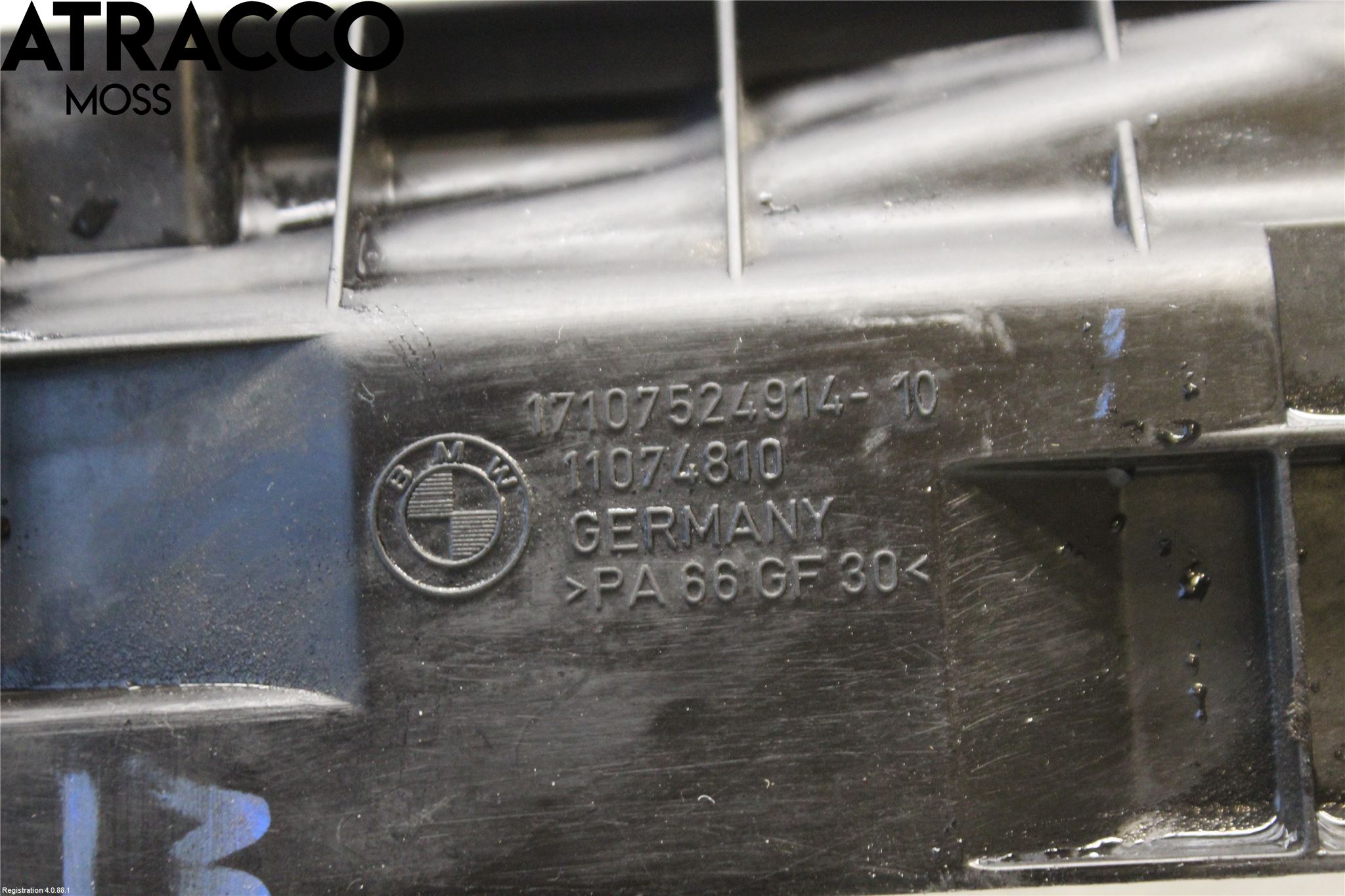 BMW 3 E90/91 SED/TOU 05-12 Radiator Feste - Ramme - Bjelk