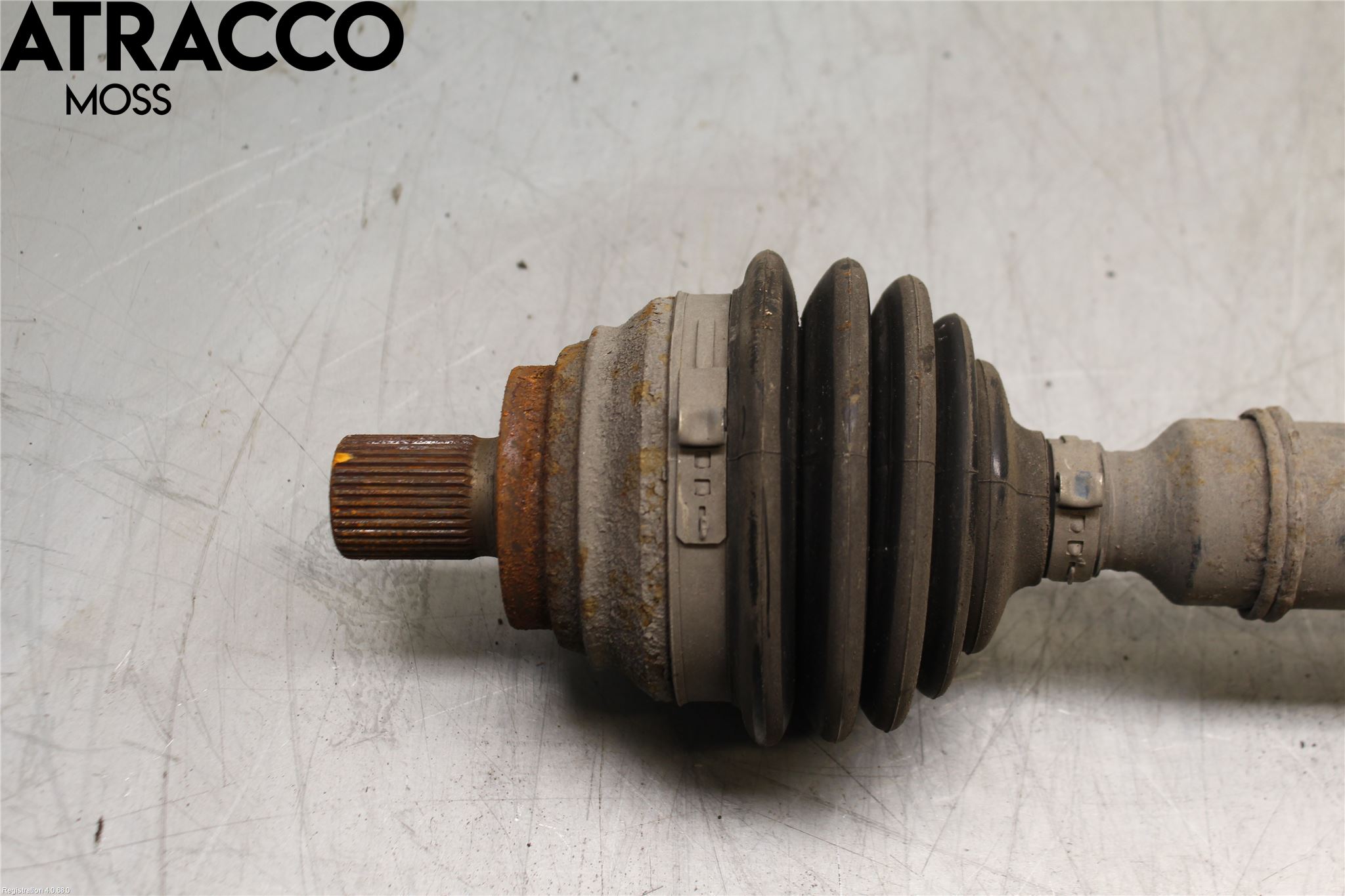 Volkswagen VW GOLF VI 09-13 Drivaksel Foran Kompl Høyre