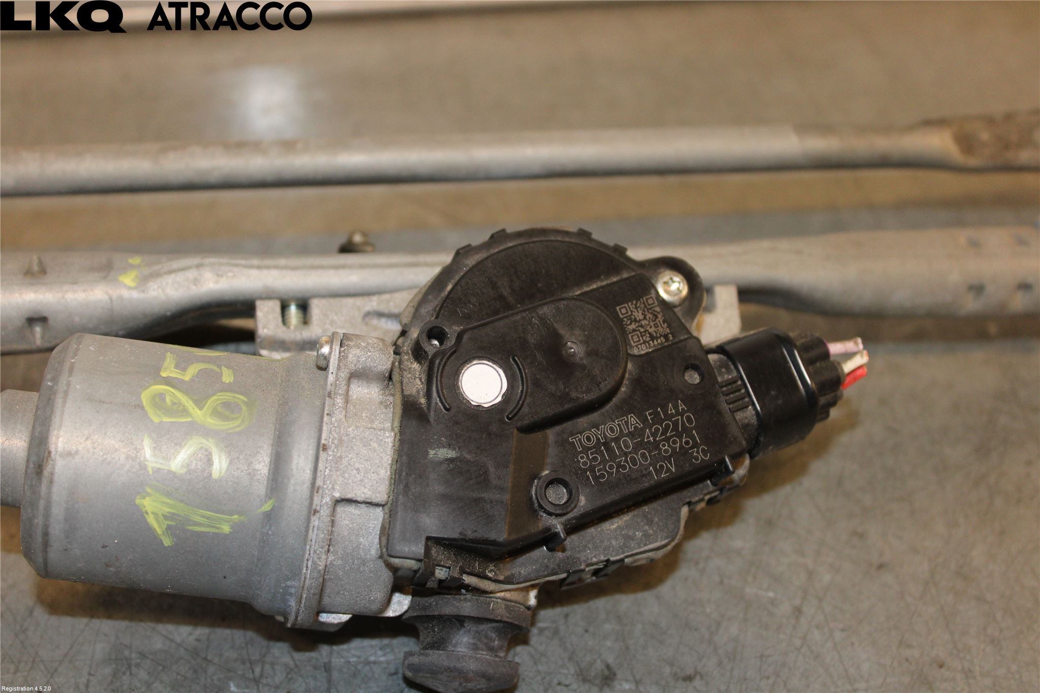 Toyota RAV4 19- Viskermotor Frontrute