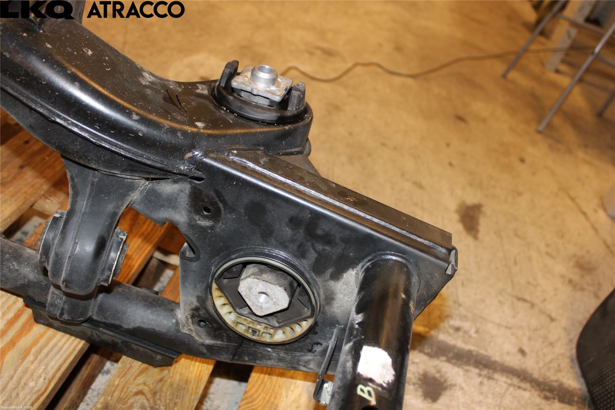 Mercedes-Benz MB EQC (N293) 20- Bakaksel Feste Travers-Ramme