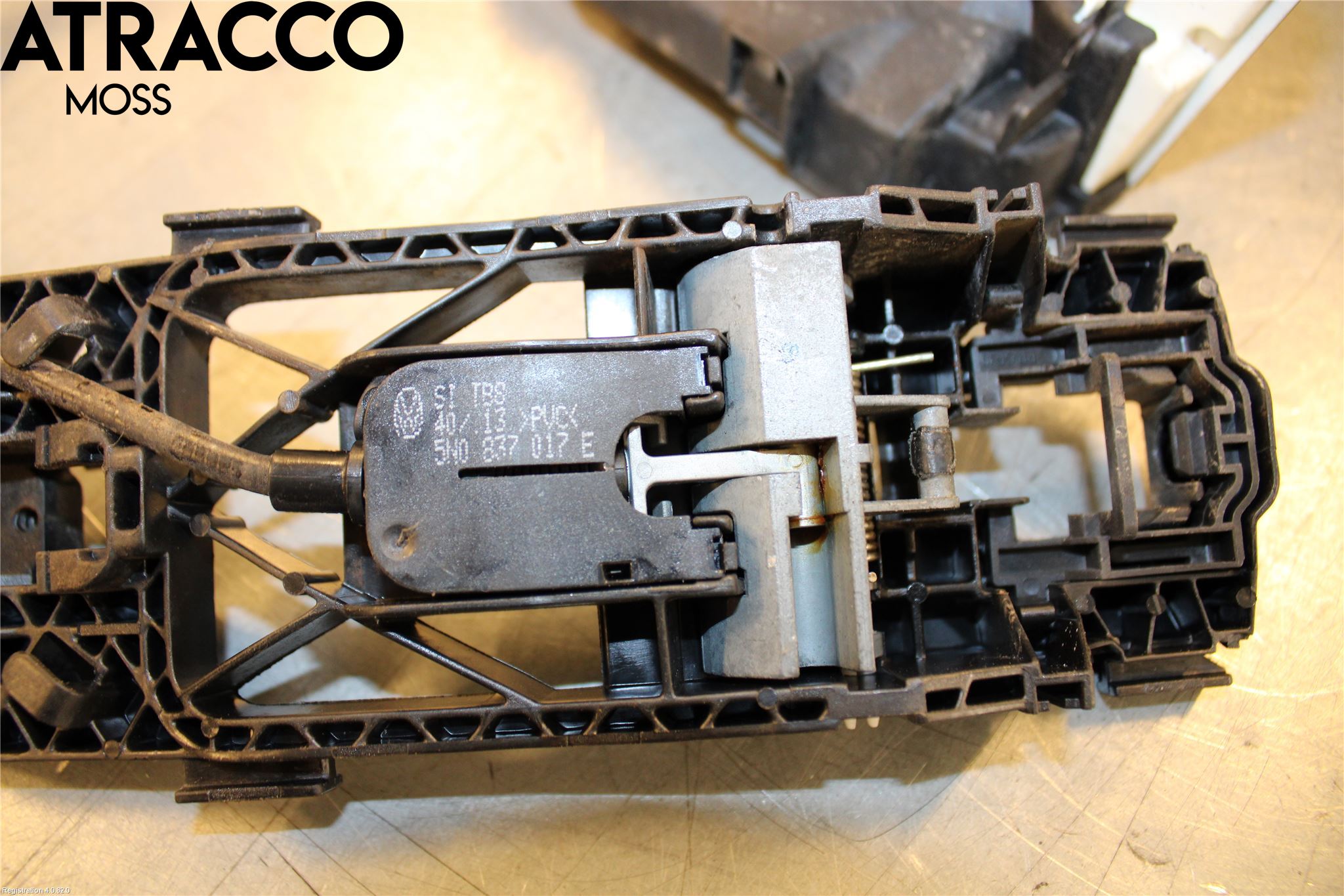 Volkswagen VW TIGUAN 07-16 Dørlås - Låsekasse